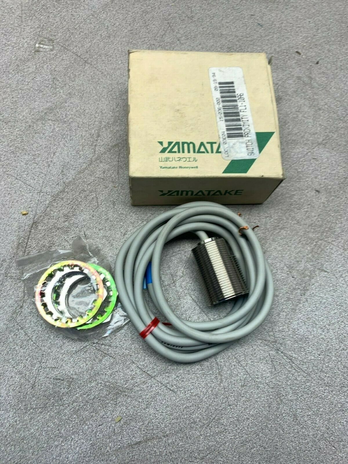 NEW IN BOX YAMATAKE PROXIMITY SWITCH FL1-10A6