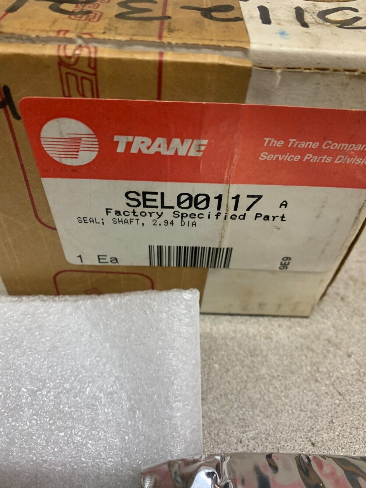 NEW IN BOX TRANE 2.94 DIA. SHAFT SEAL SEL00117