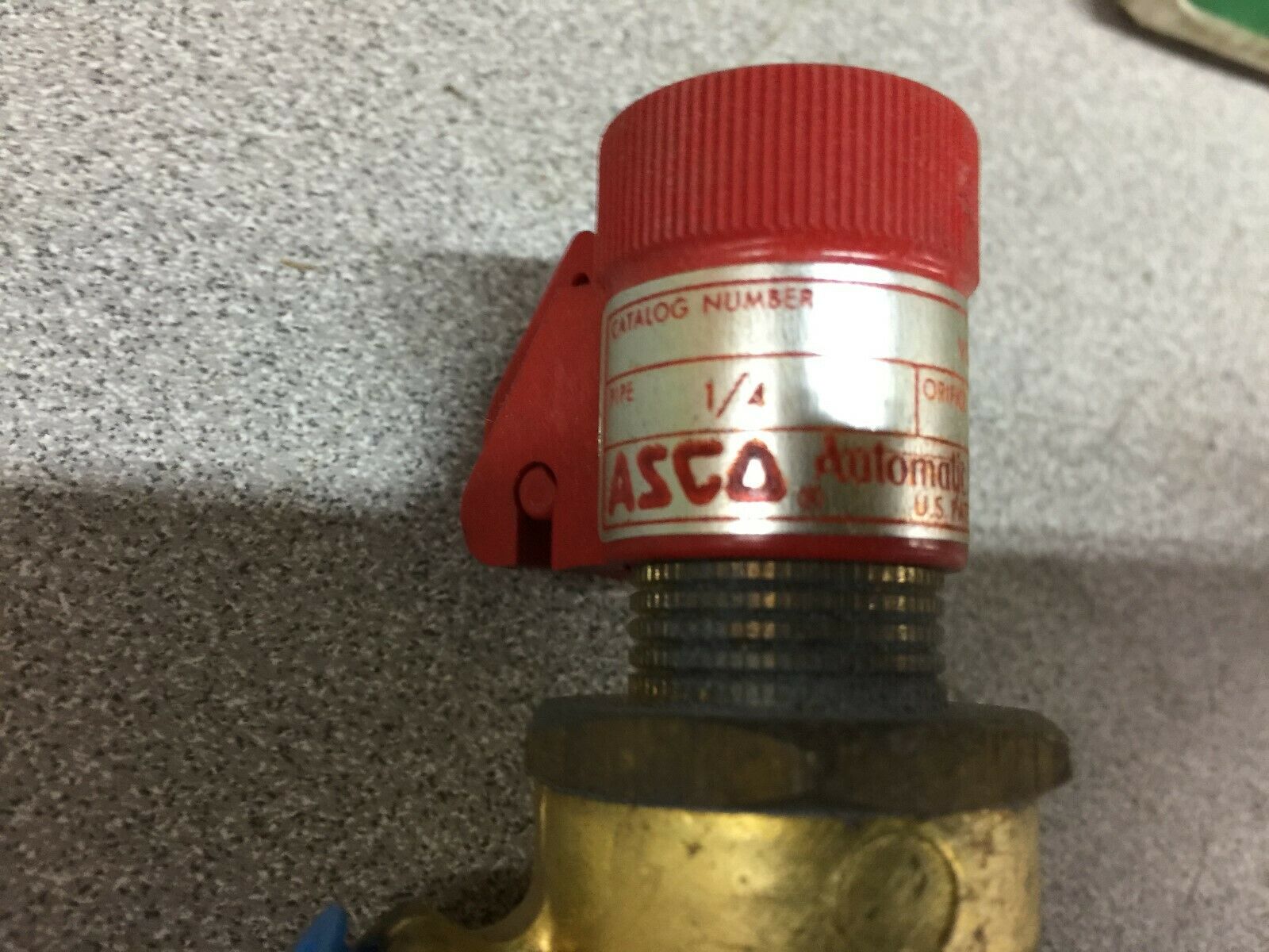 NEW IN BOX (LOT OF 4) ASCO 1/4" FLOW CONTROL VALVE V022A1