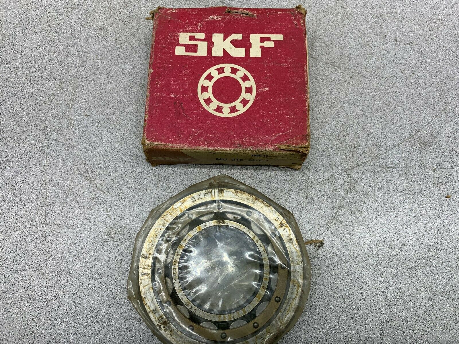 NEW IN BOX SKF BEARING NU 310 M/C3