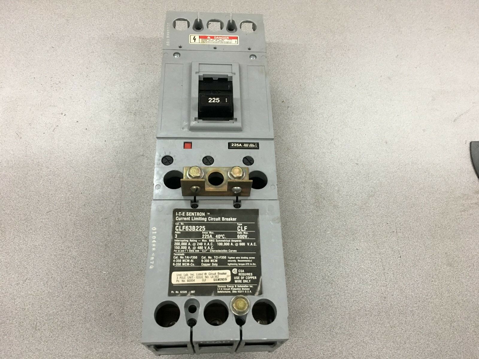 USED SIEMENS 3 POLE 225 AMP CURRENT LIMITING CIRCUIT BREAKER CLF63B225