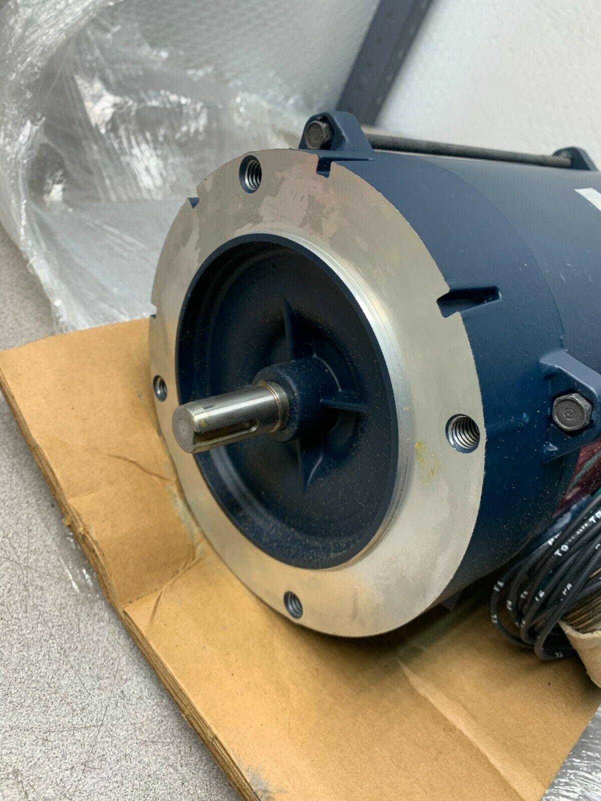 NEW NO BOX FIFE 1/2HP ELECTRIC MOTOR 1725-1425RPM 56CZ FRAME A6T17EC9D