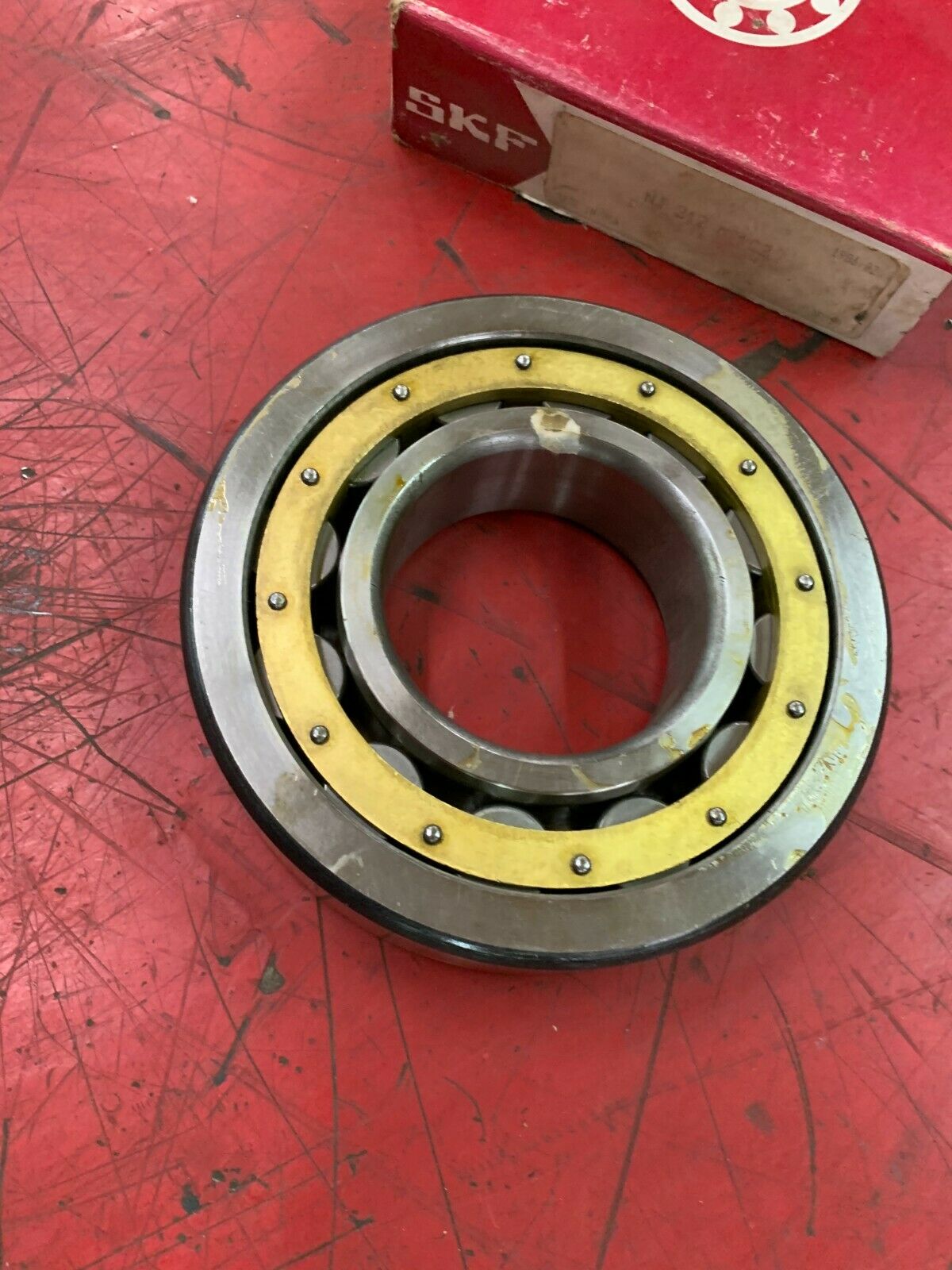 NEW IN BOX SKF NJ312M C3 CYLINDRICAL ROLLER BEARING NJ 312 M/C3