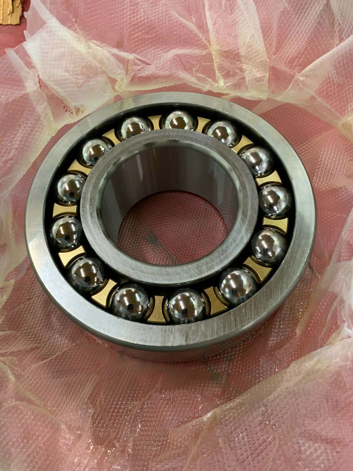 NEW IN BOX SKF 2315 M SELF ALIGNING ROLLER BEARING 2315M