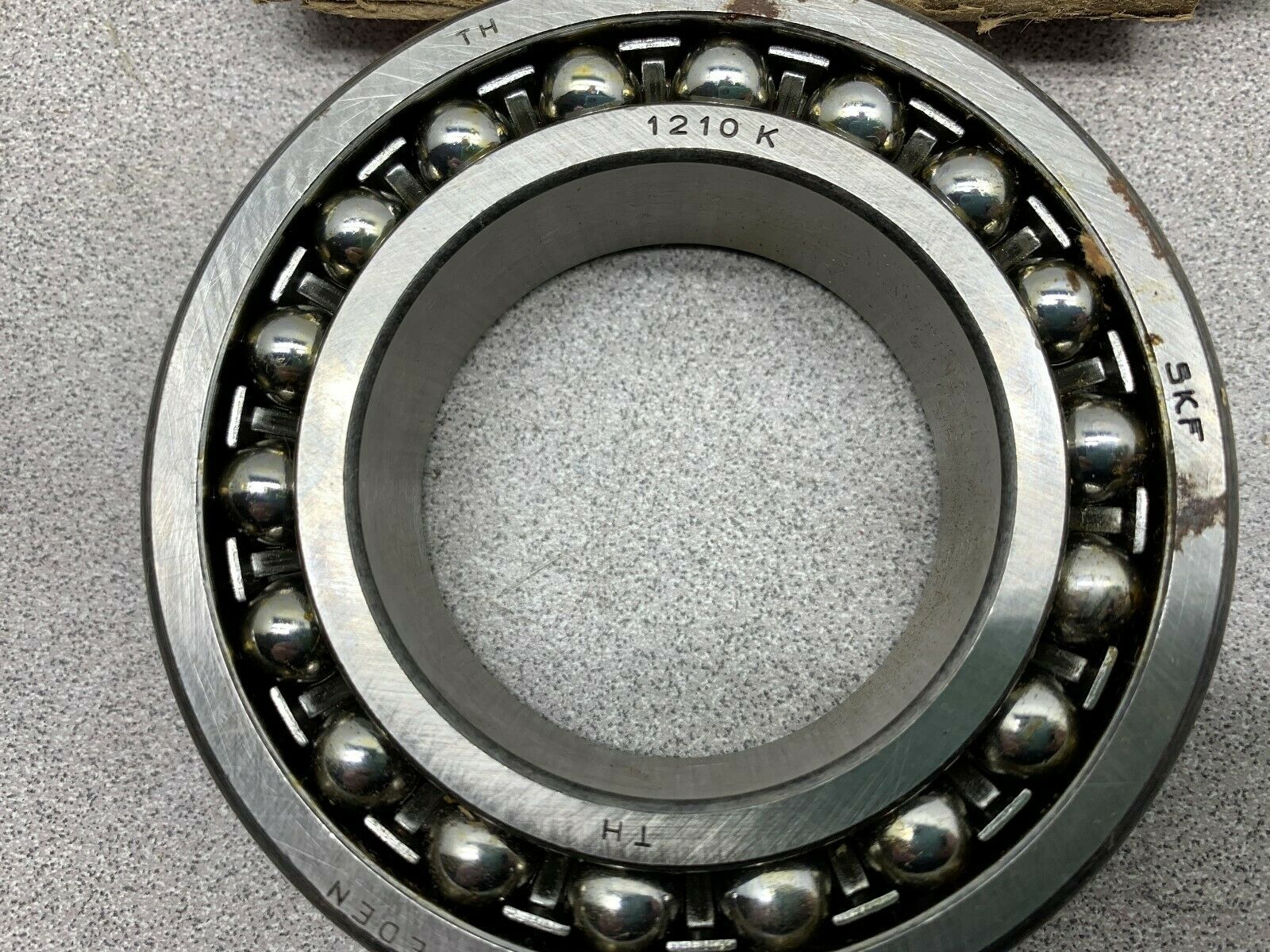 NEW NO BOX SKF BEARING 1210K