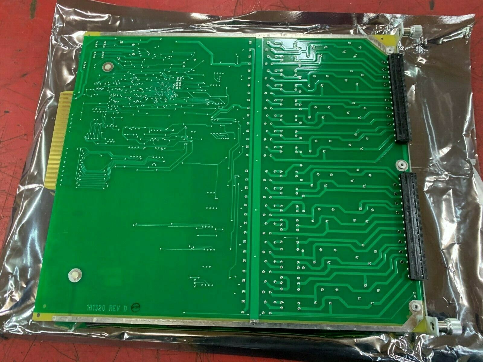 NEW NO BOX METSO PLC RELAY OUTPUT  MODULE IOP351