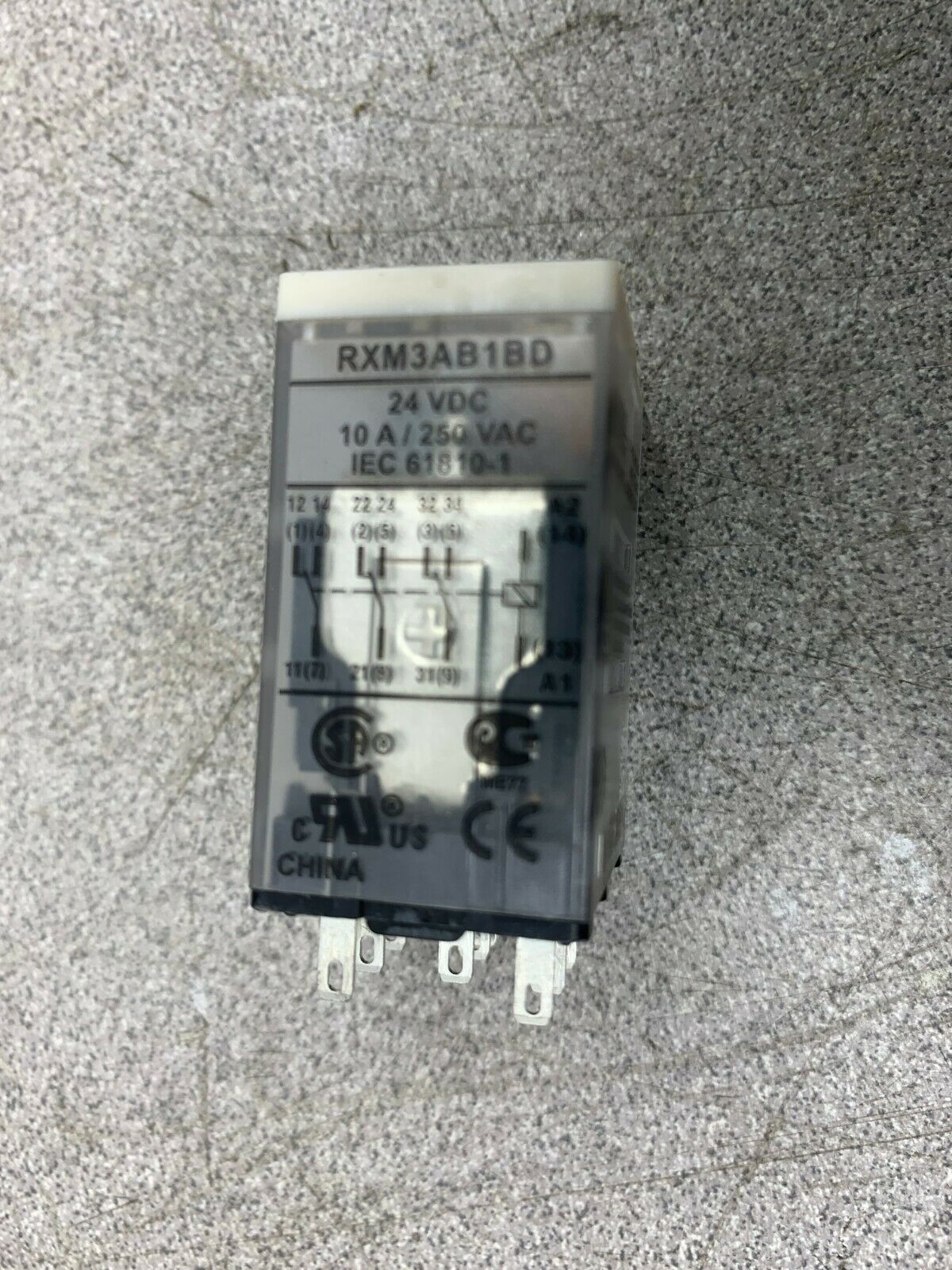 LOT OF 3 NEW NO BOX SCHNEIDER ELECTRIC RELAY RXM3AB1BD