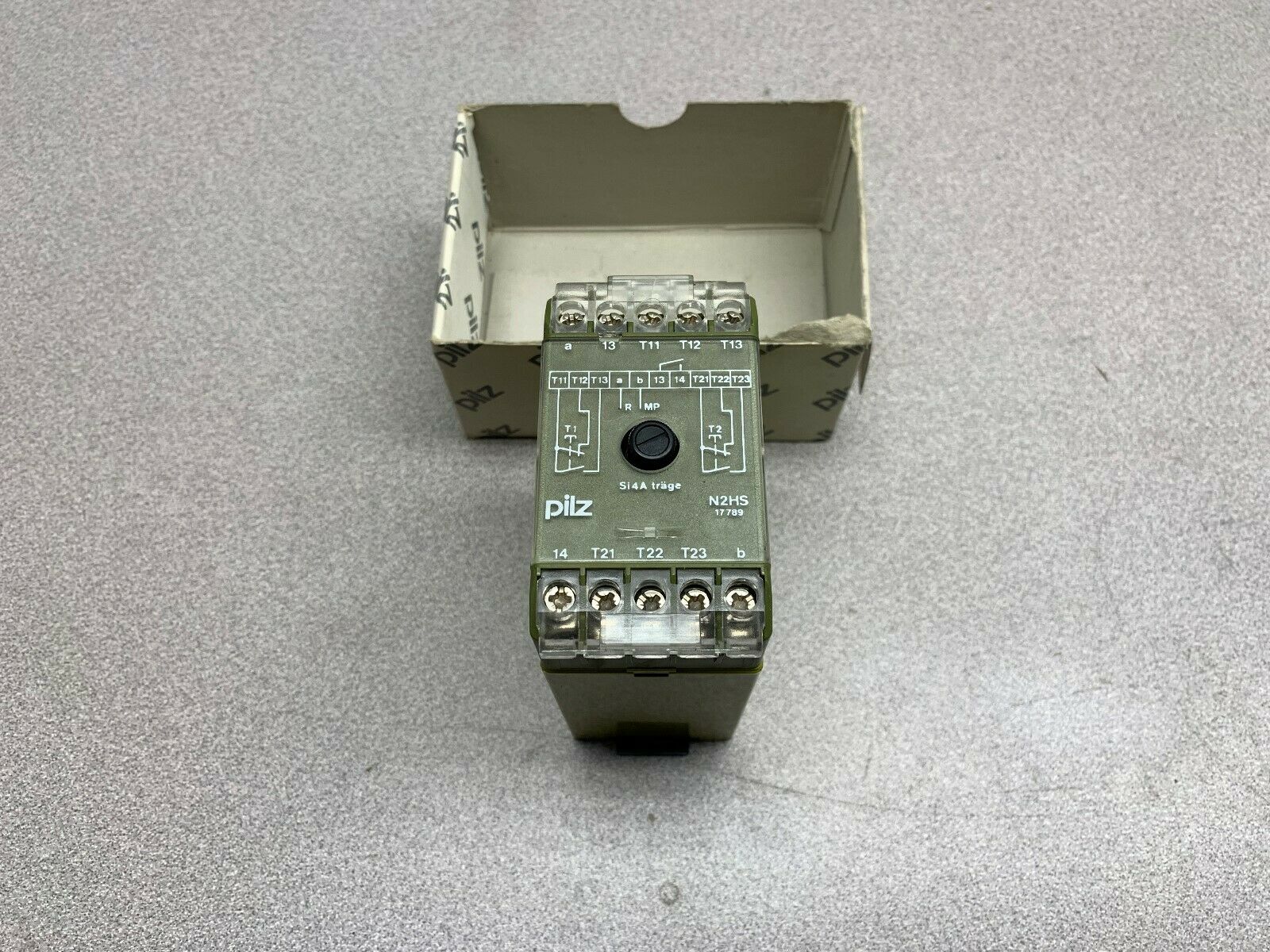 NEW PILZ 474936 SAFETY RELAY N2HS 1S