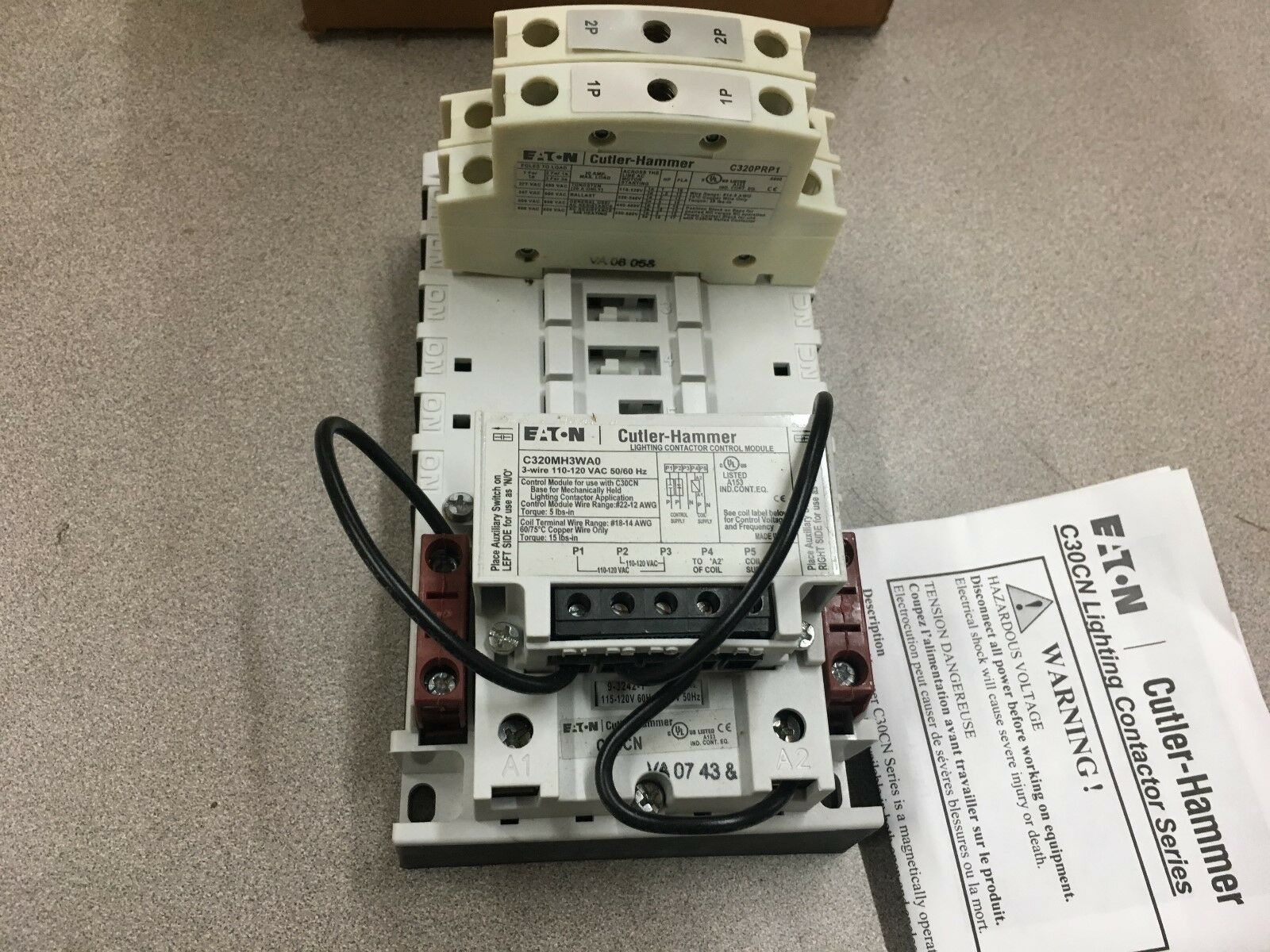 NEW CUTLER-HAMMER MECH HELD LIGHTING CONTACTOR C30CNM30A03A0 WITH C320PRP2