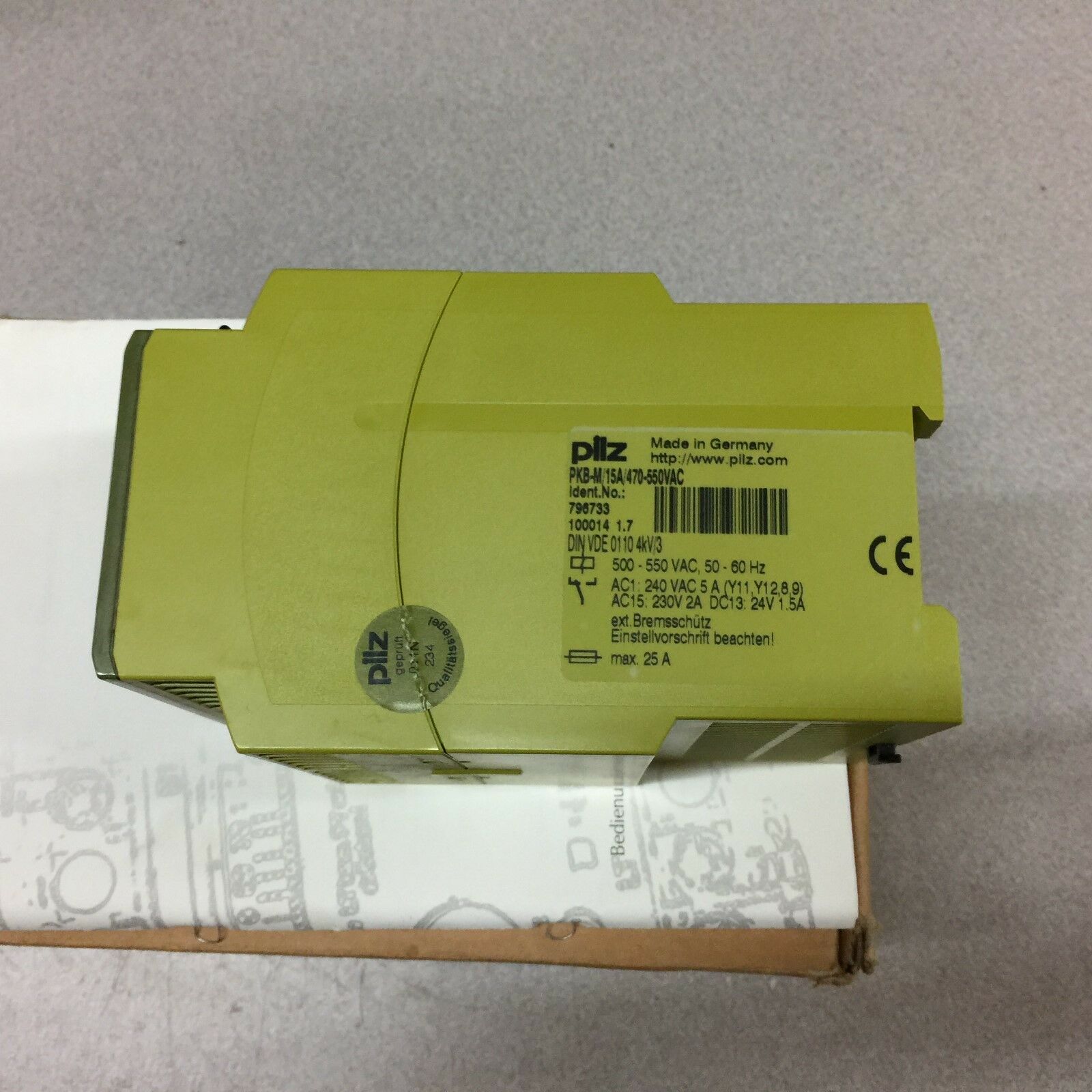 NEW IN BOX PILZ 500-550VAC PKBM SAFETY RELAY PKB-M/15A/470-550VAC