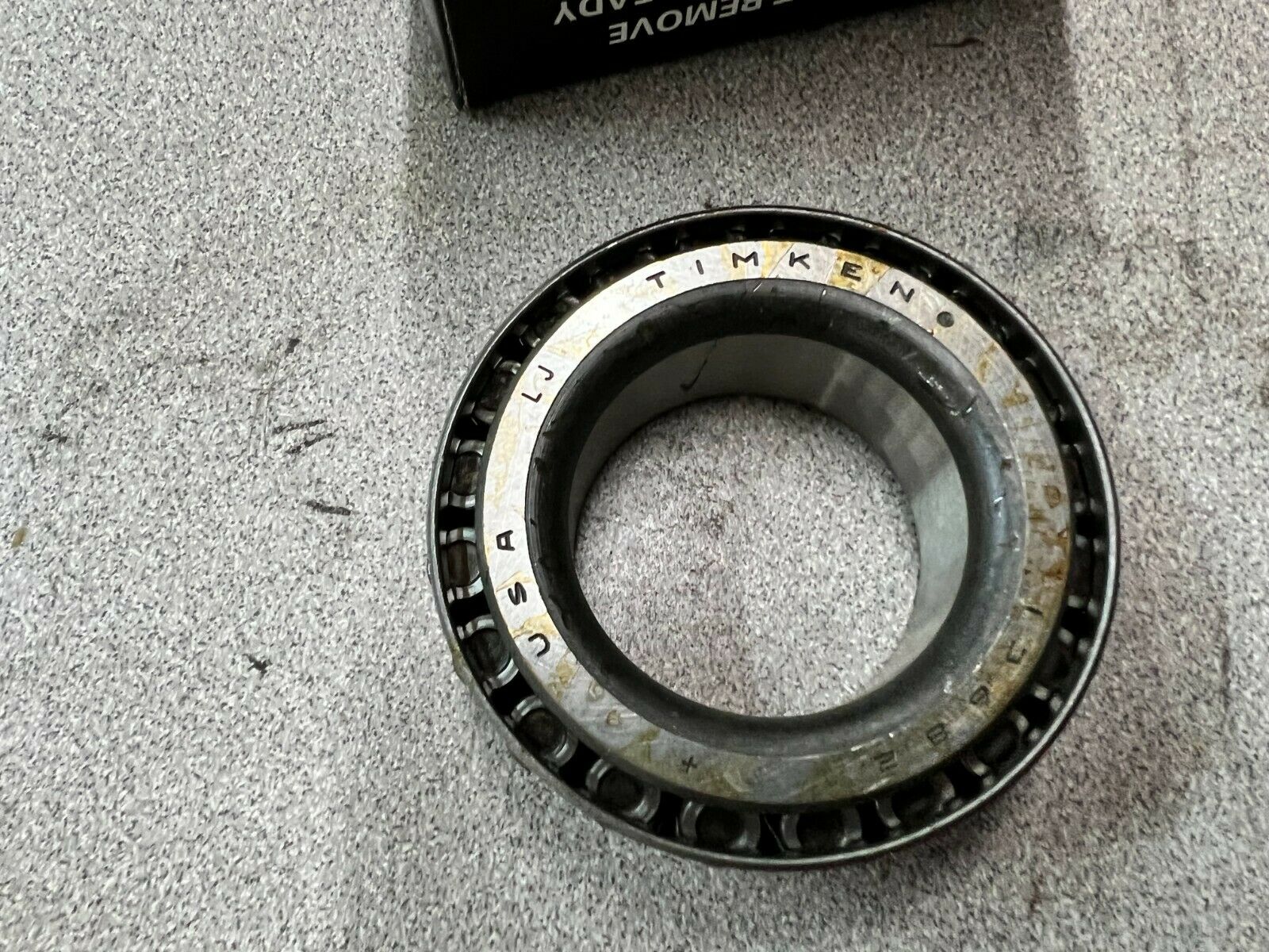 NEW IN BOX TIMKEN ROLLER BEARING 13682