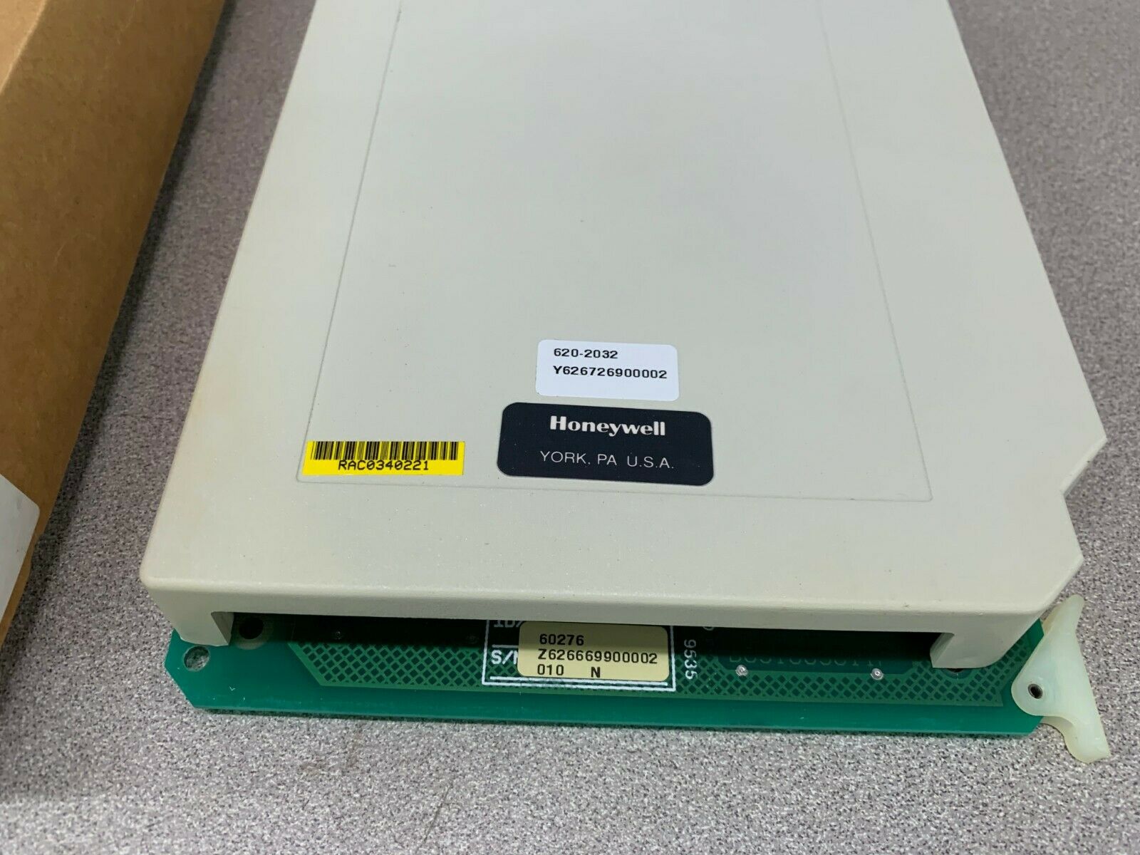 NEW IN BOX HONEYWELL I/O CONTROL MODULE 620-2032