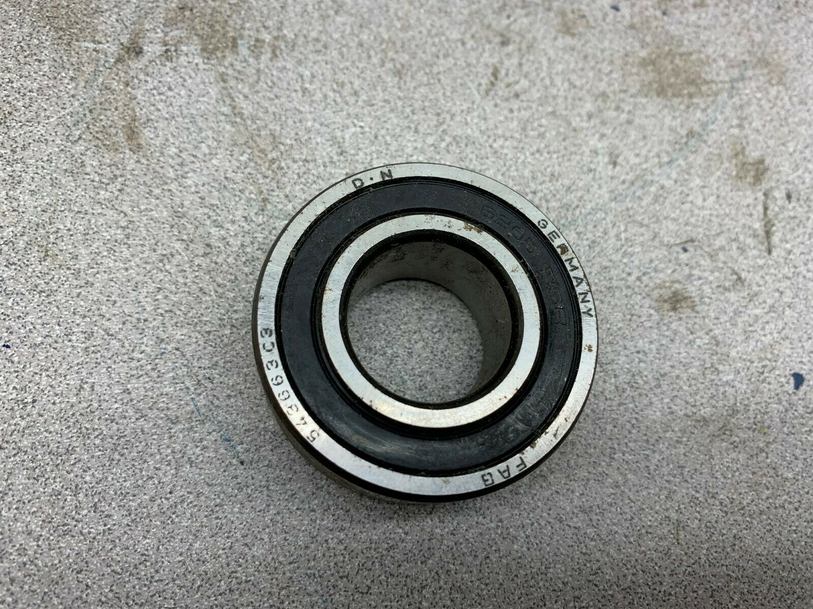 NEW NO BOX FAG BEARING 543663C3