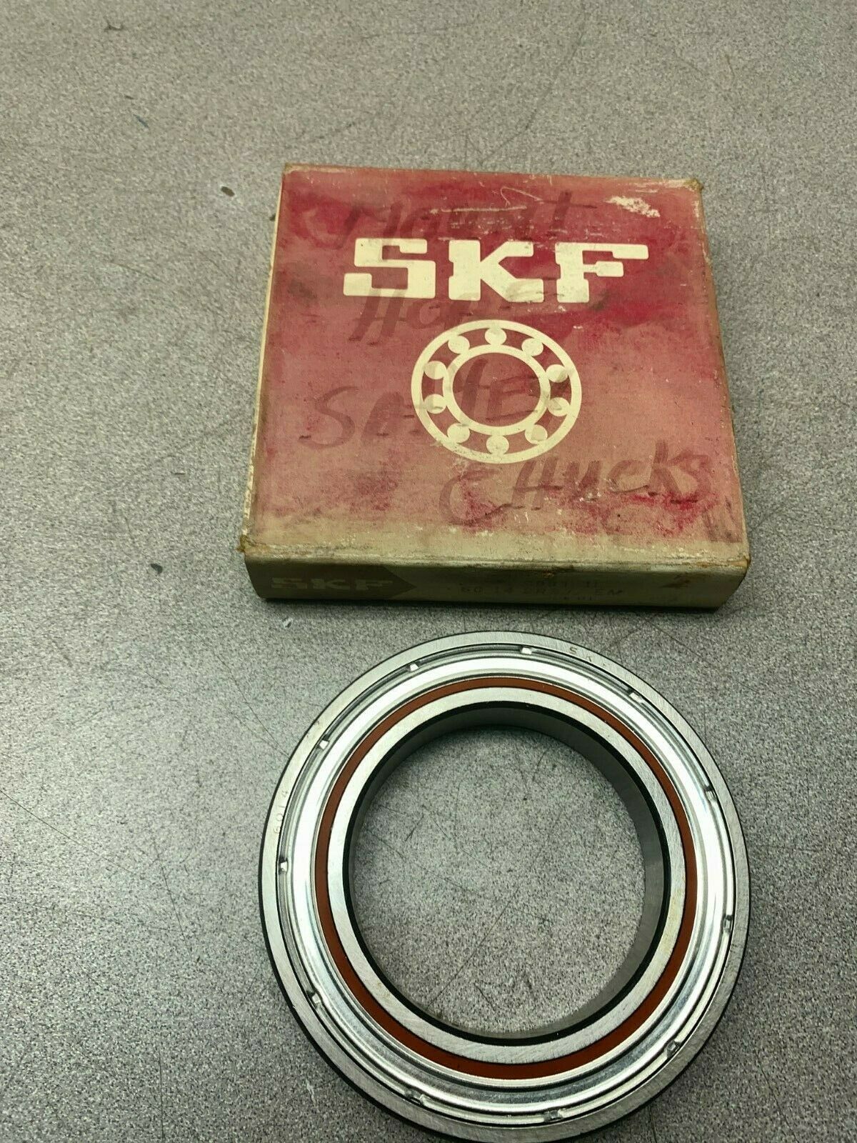 NEW IN BOX SKF BALL BEARING 60142RSJ/EM