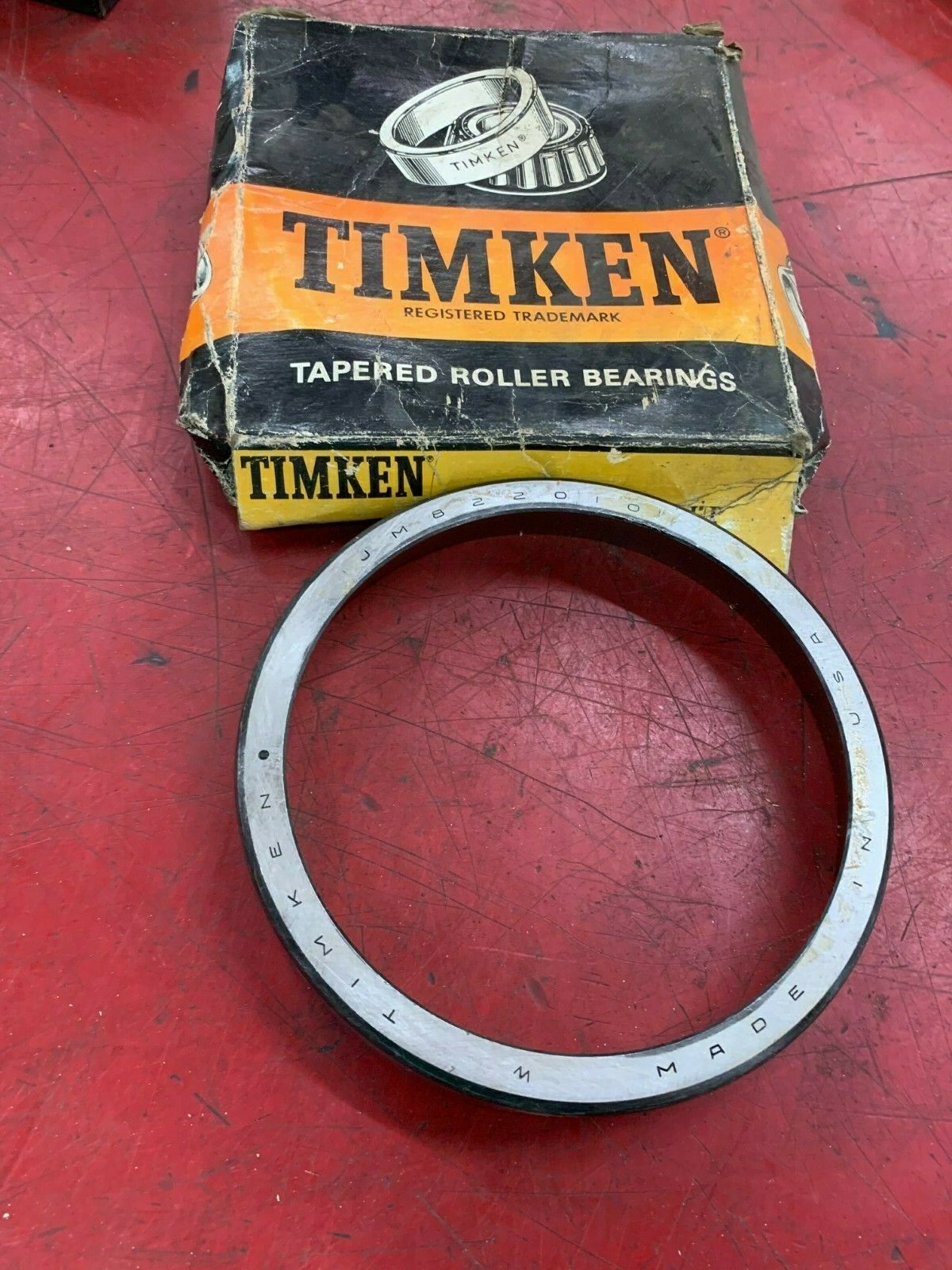 NEW IN BOX TIMKEN BEARING RACE JM8220