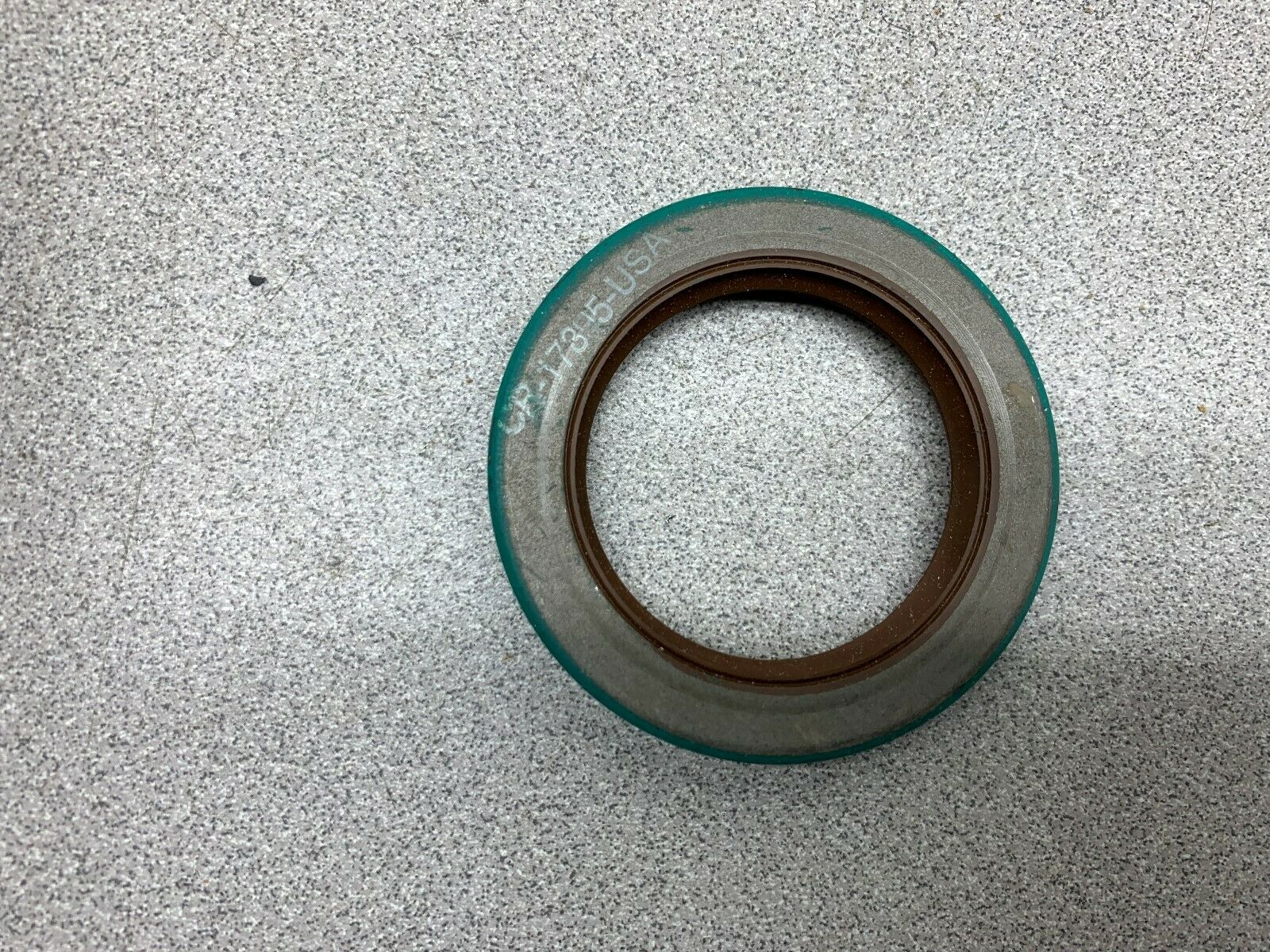 NEW IN BOX CHICAGO RAWHIDE OIL SEAL 17395