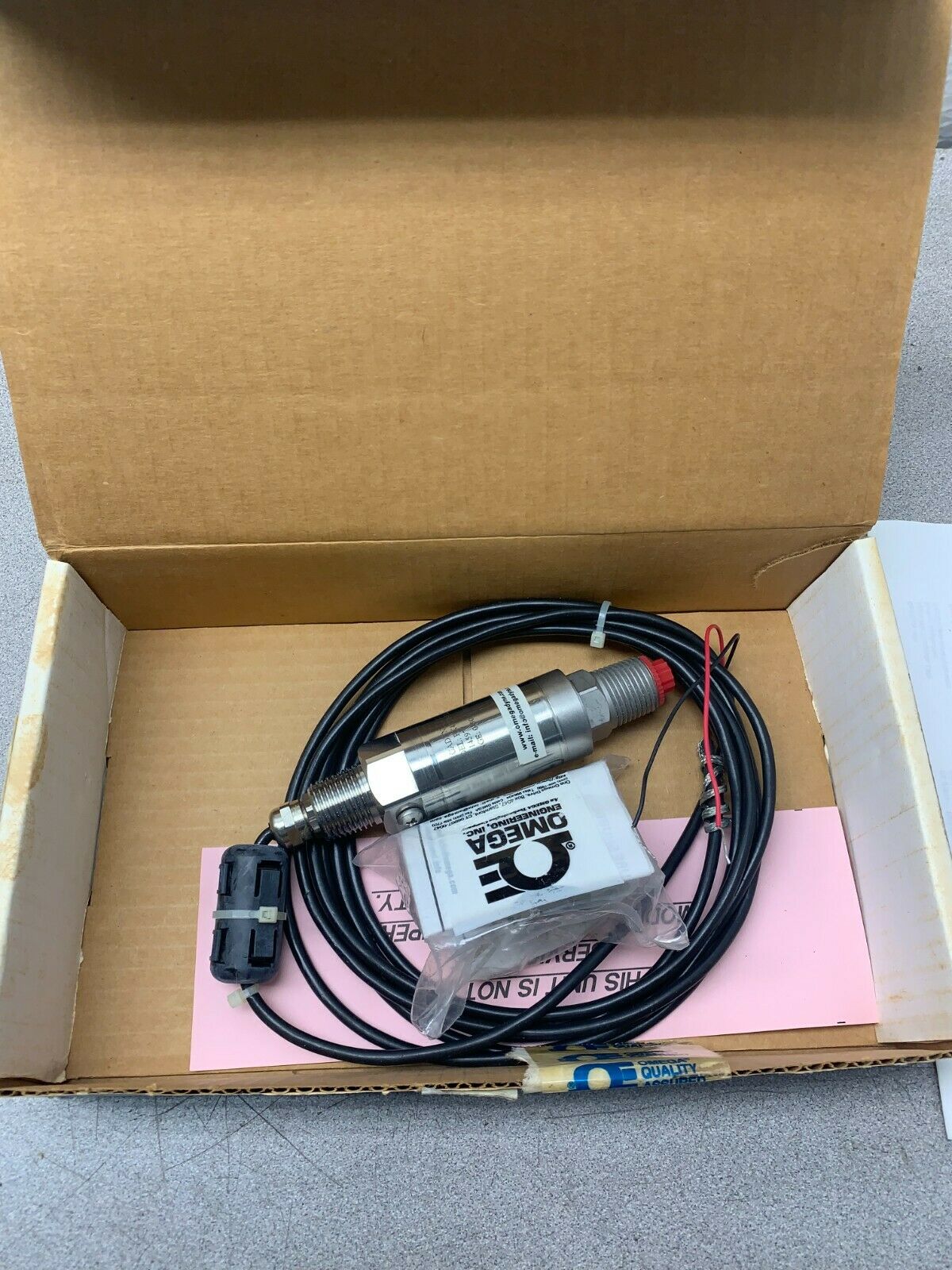 NEW IN BOX OMEGA PRESSURE TRANSMITTER PX41T0 5KGI