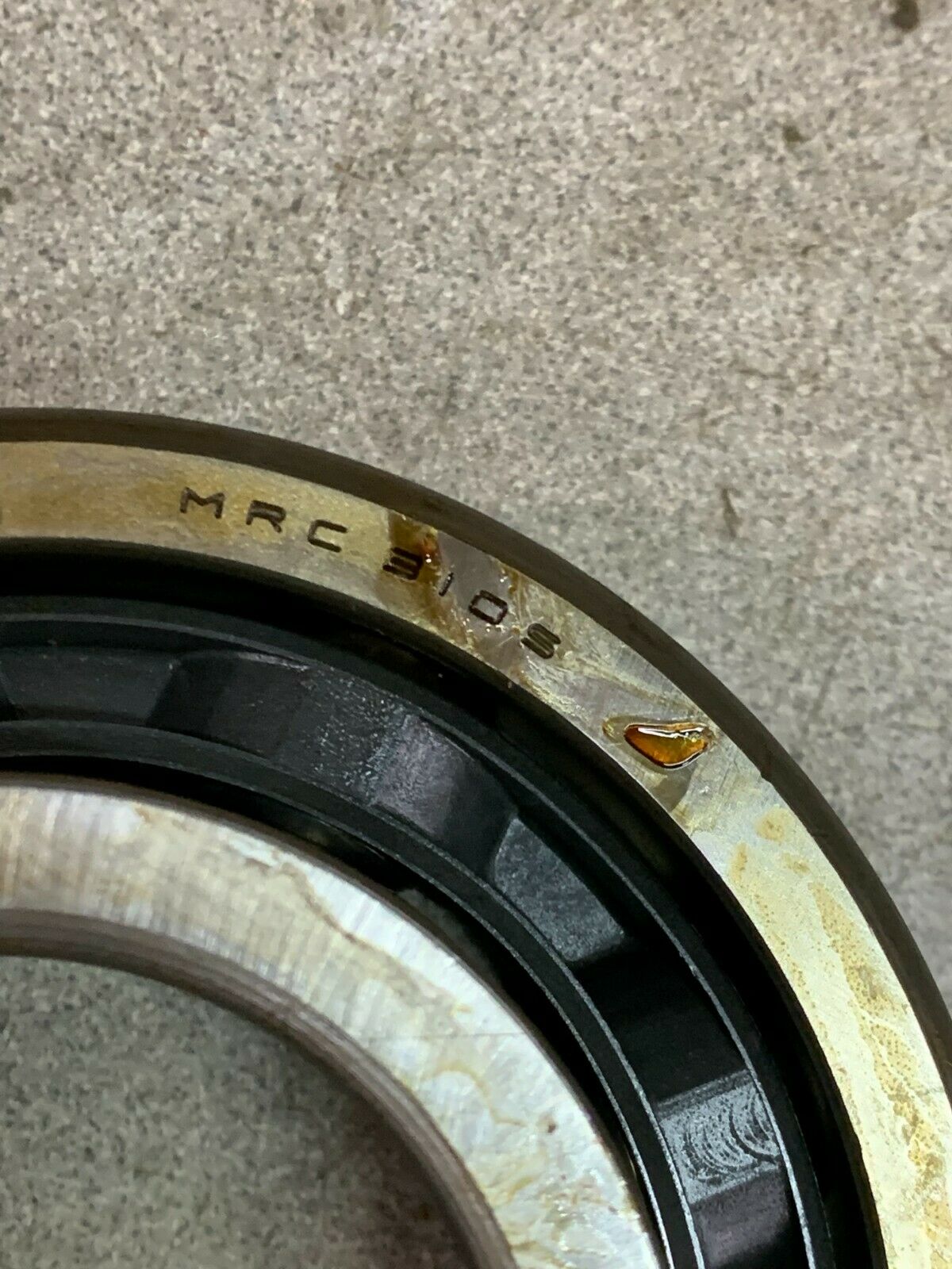 NEW NO BOX MRC 310SWI ROLLER BEARING 310S