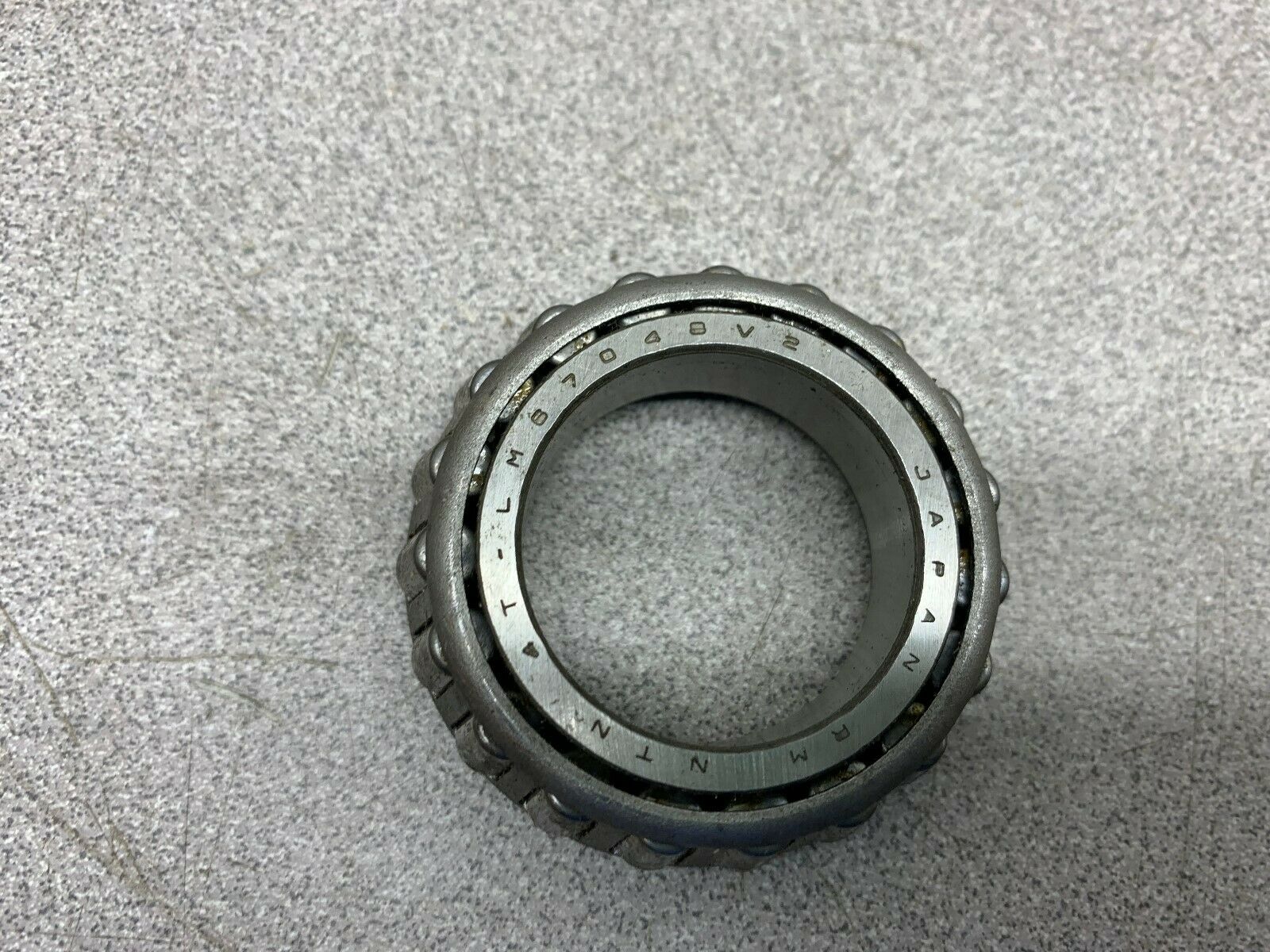 NEW NO BOX NTN BEARING 4T-LM67048V2