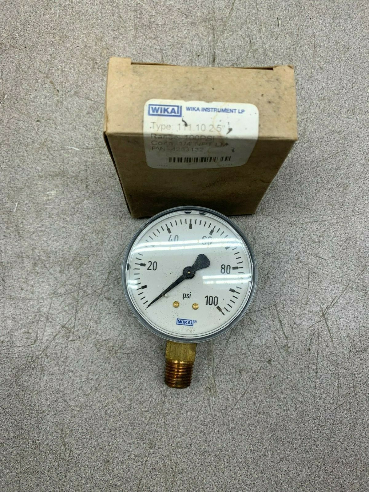 NEW IN BOX WIKA 100 PSI 1/4NPT PRESSURE GAUGE 4253132