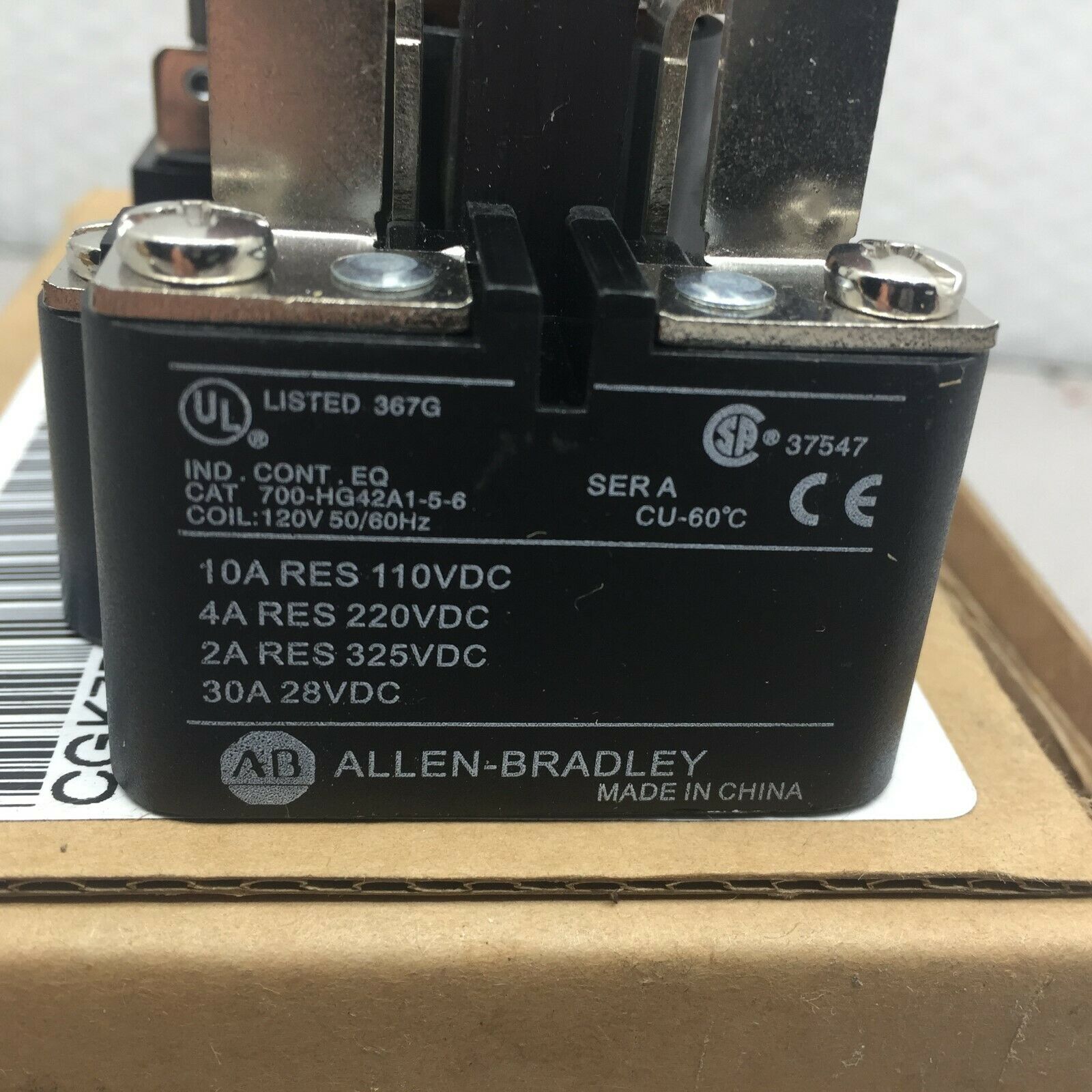 NEW IN BOX ALLEN BRADLEY 120 VAC COIL RELAY 700-HG42A1-5-6