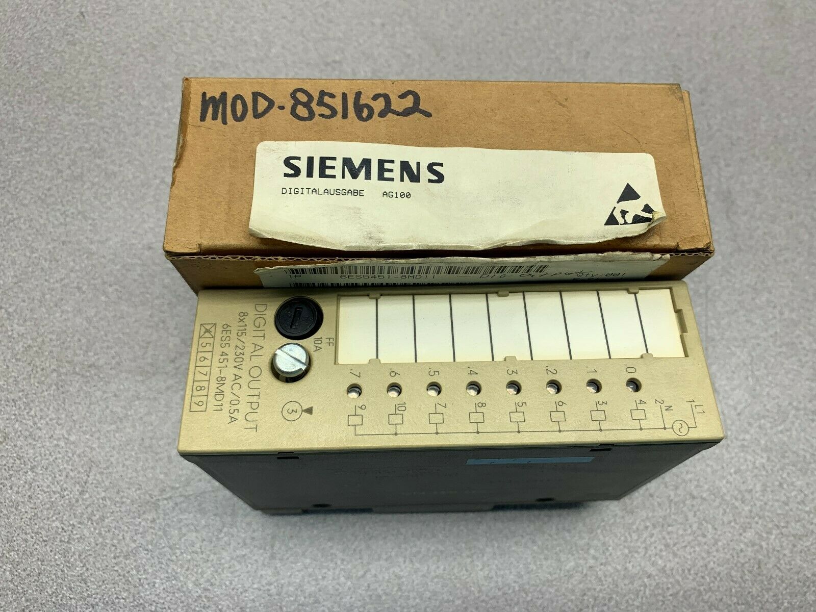 NEW IN BOX SIEMENS POWER SUPPLY 6ES5451-8MD11