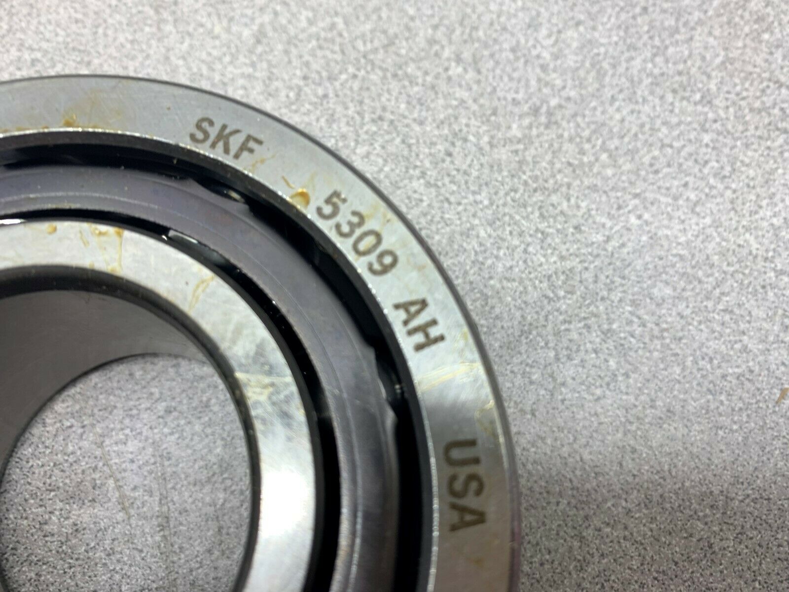 NEW NO BOX SKF BEARING 5309 AH