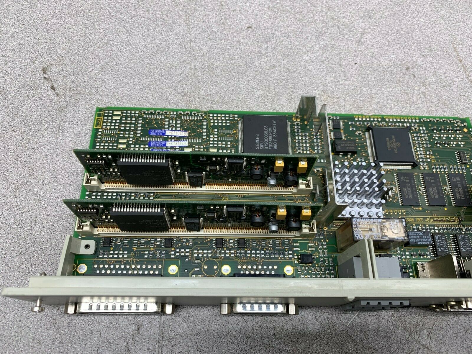 USED SIEMENS SIMODRIVE CONTROL MODULE 6SN1118-0DG23-0AA1