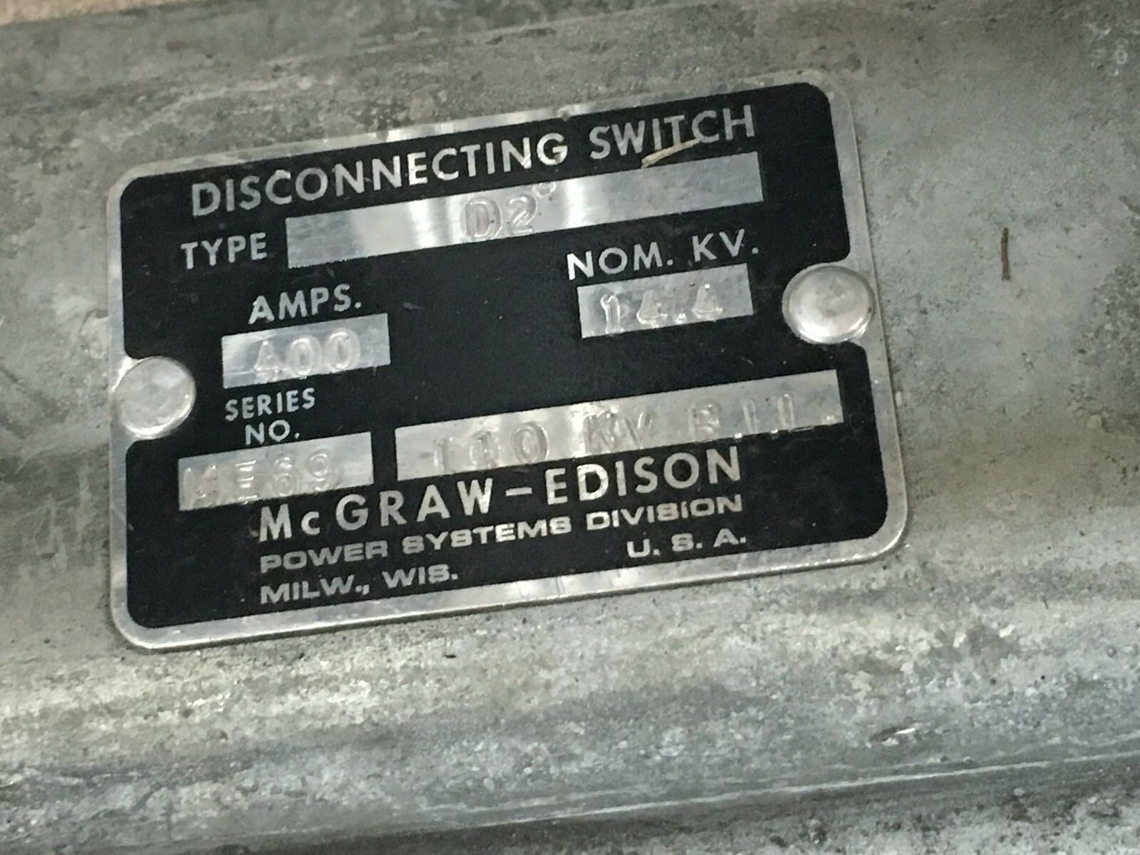 NEW NO BOX MCGRAW-EDISON TYPE D2 DISCONNECT SWITCH FW15D4L