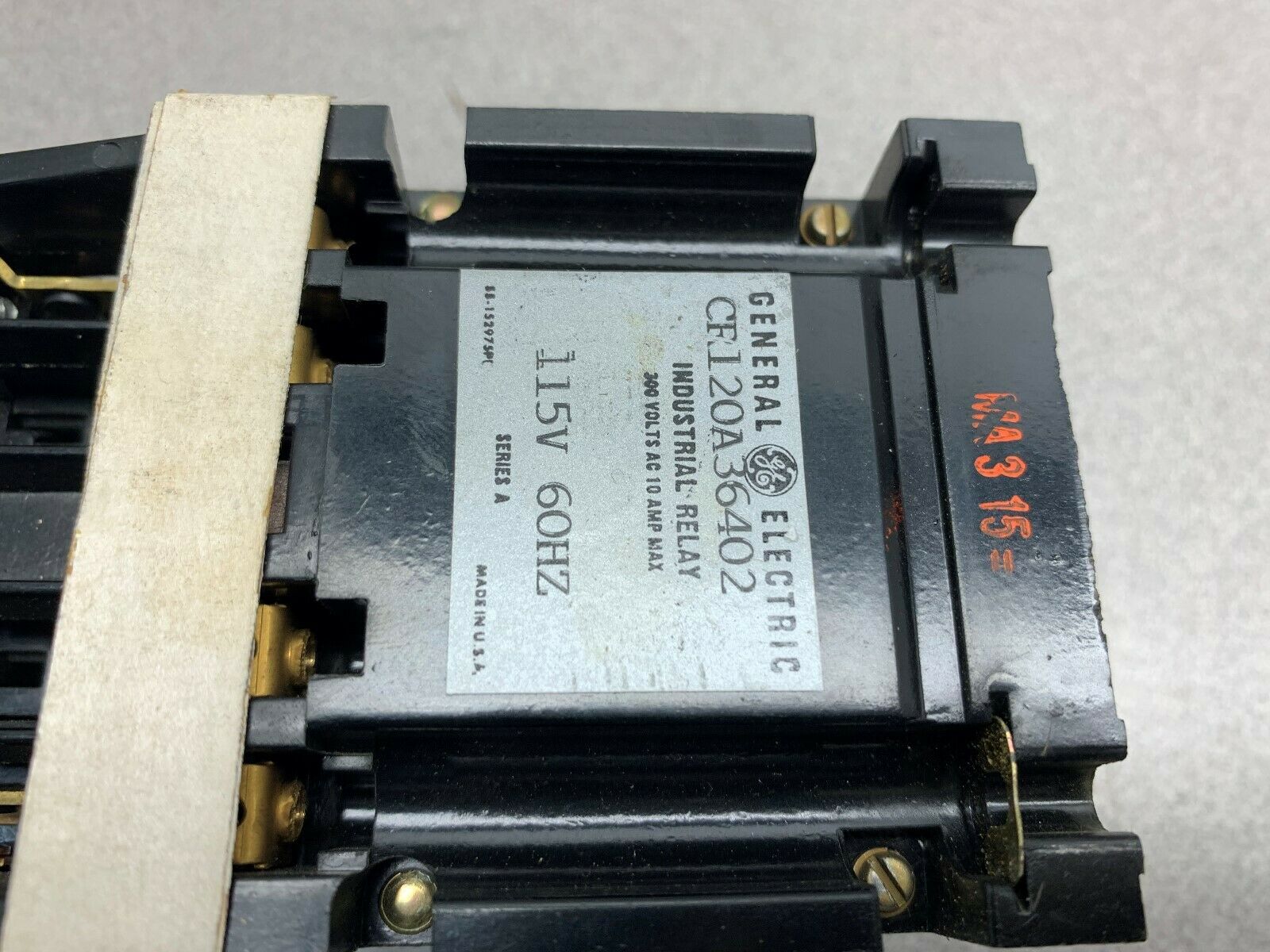 NEW NO BOX GE RELAY CF120A36402