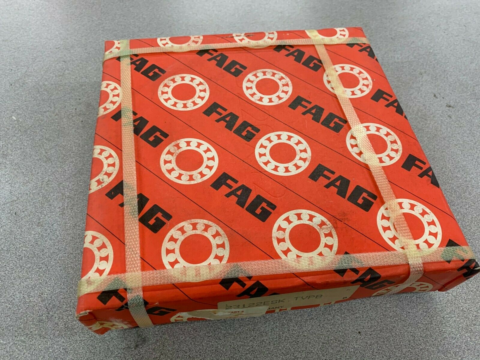 NEW IN BOX FAG ROLLER BEARING 23122ESK.TVPB