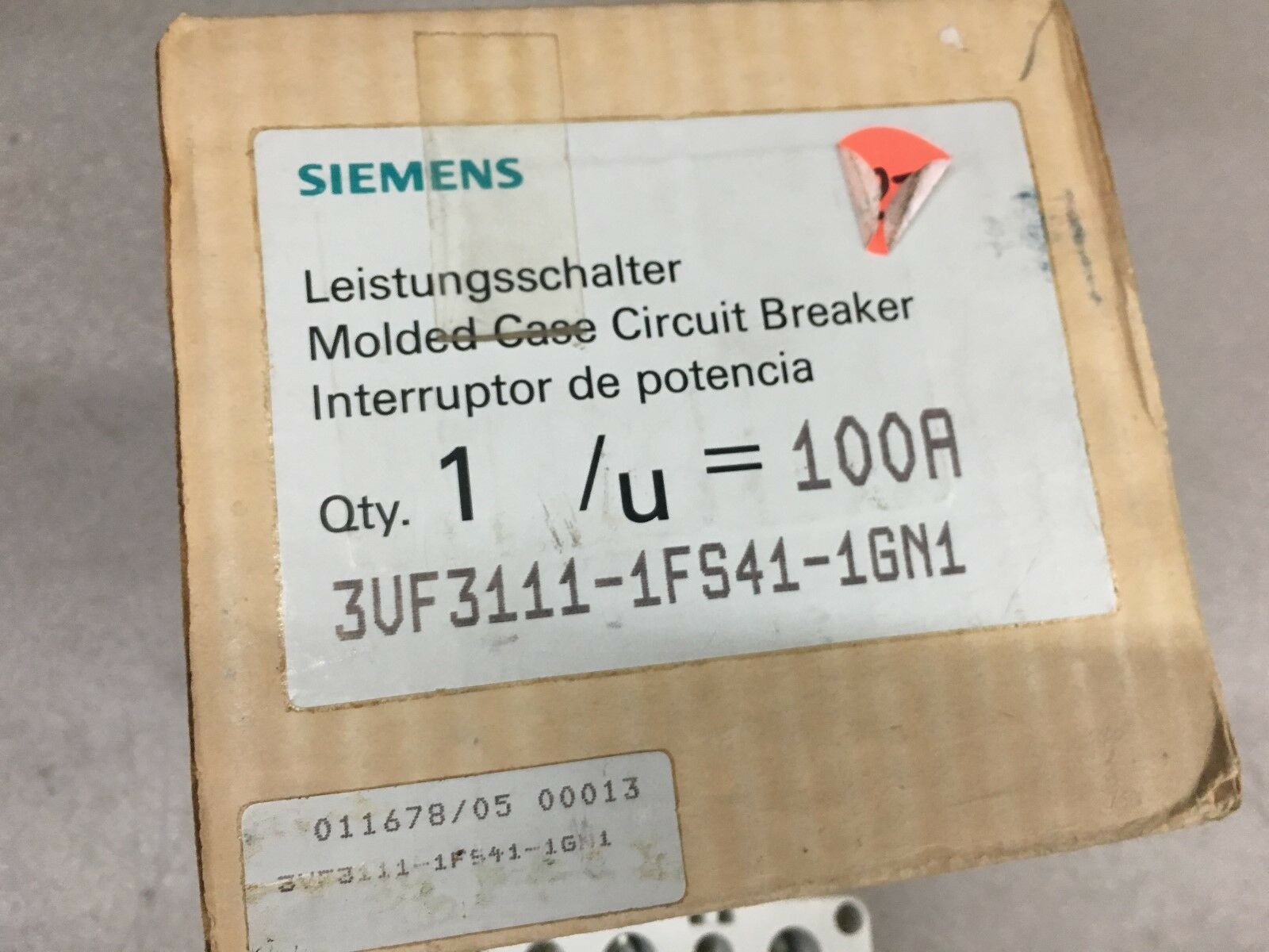 NEW IN BOX SIEMENS 100AMP CIRCUIT BREAKER 3VF3111-1FS41-1GN1