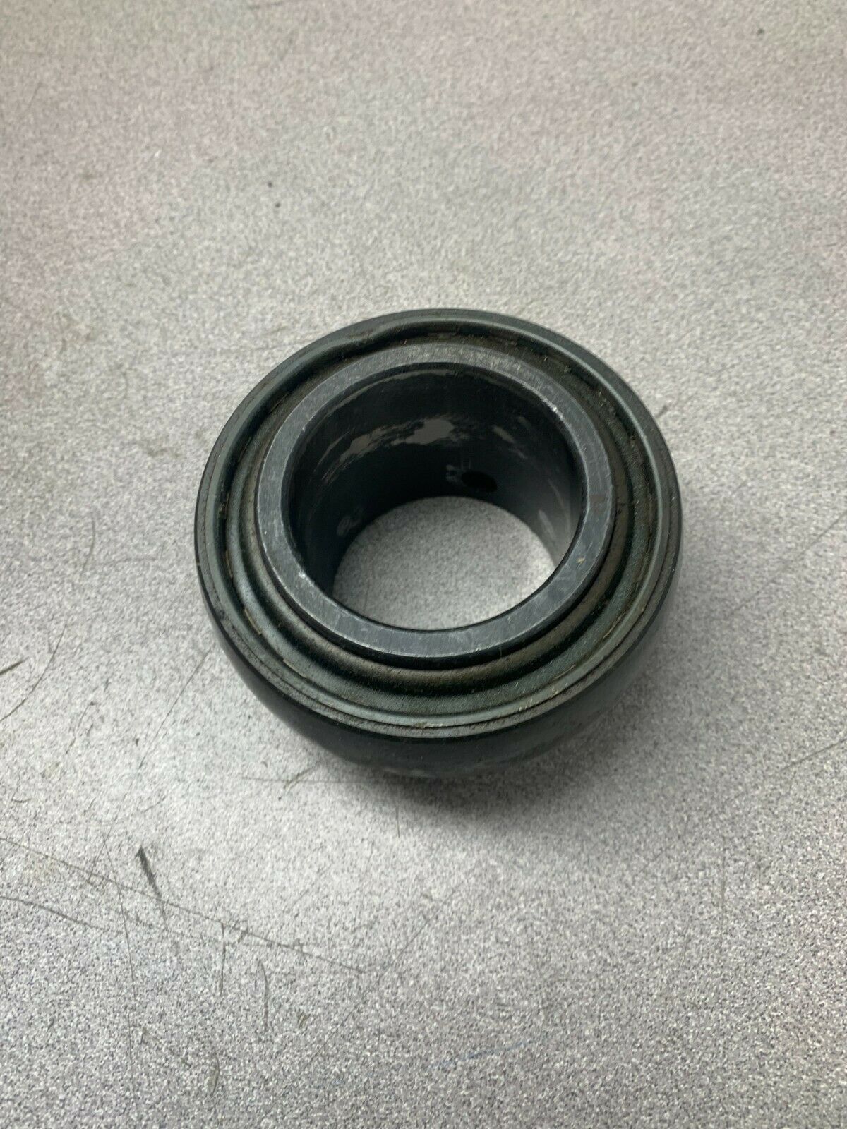 USED SEALMASTER 2" BORE INSERT BEARING 1-2