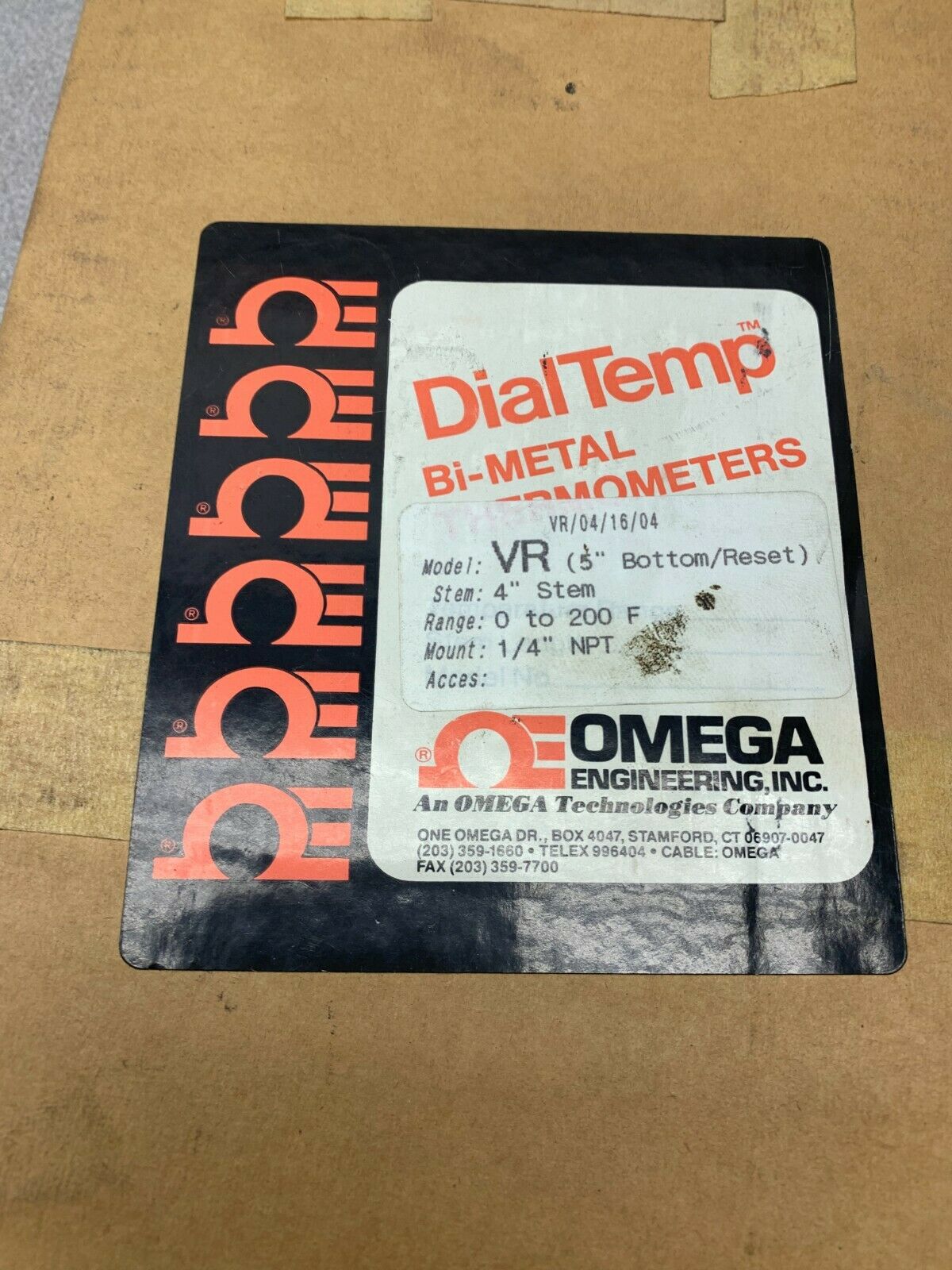 NEW OMEGA DIALTEMP BI-METAL 0-200F. THERMOMETER 4" STEM 1/4" NPT VR-0-200F-4-1/4