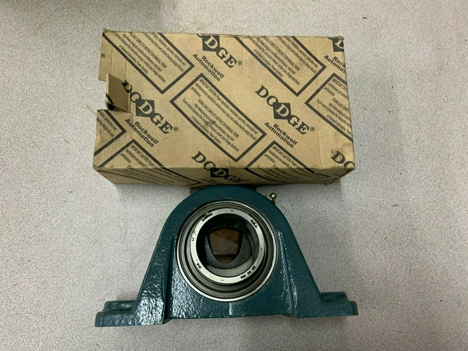 NEW IN BOX DODGE 50M PILLOW BLOCK BEARING P2BSC50M