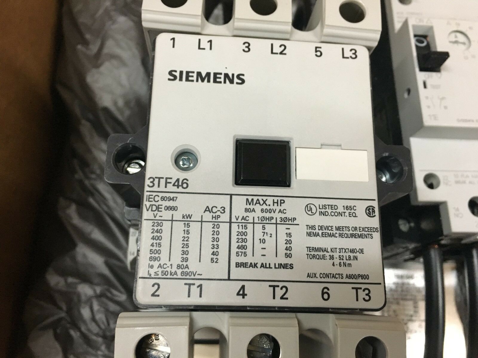 NEW IN BOX SIEMENS REVERSING STARTER MODULAR MOTOR CONTROLLER FBM1646-1MR10P6