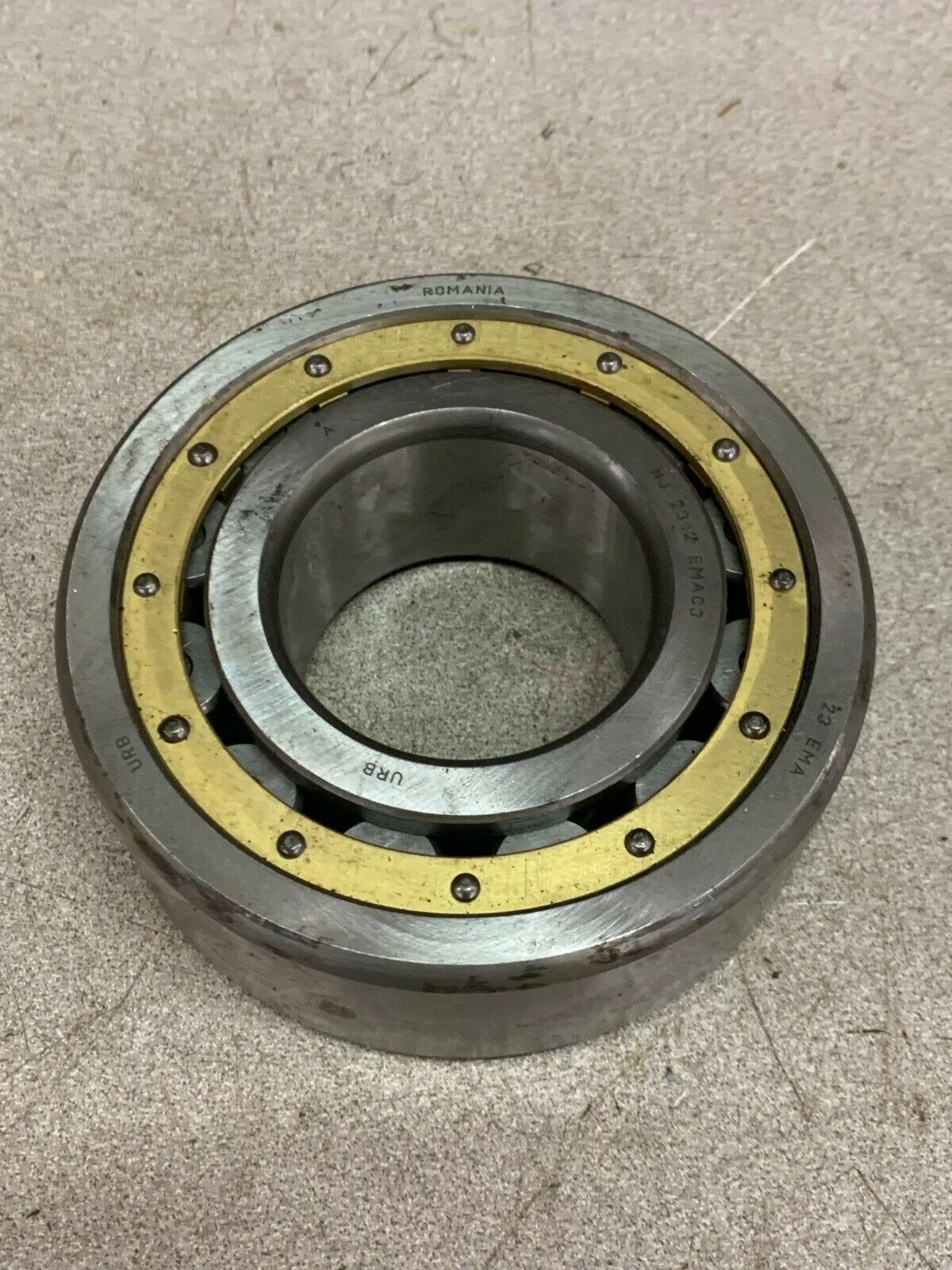 NEW NO BOX URB SPHERICAL ROLLER BEARING NJ 2312 EMAC3