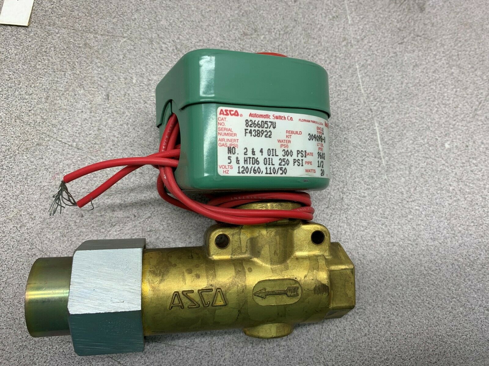 NEW IN BOX ASCO VALVE 8266D57U