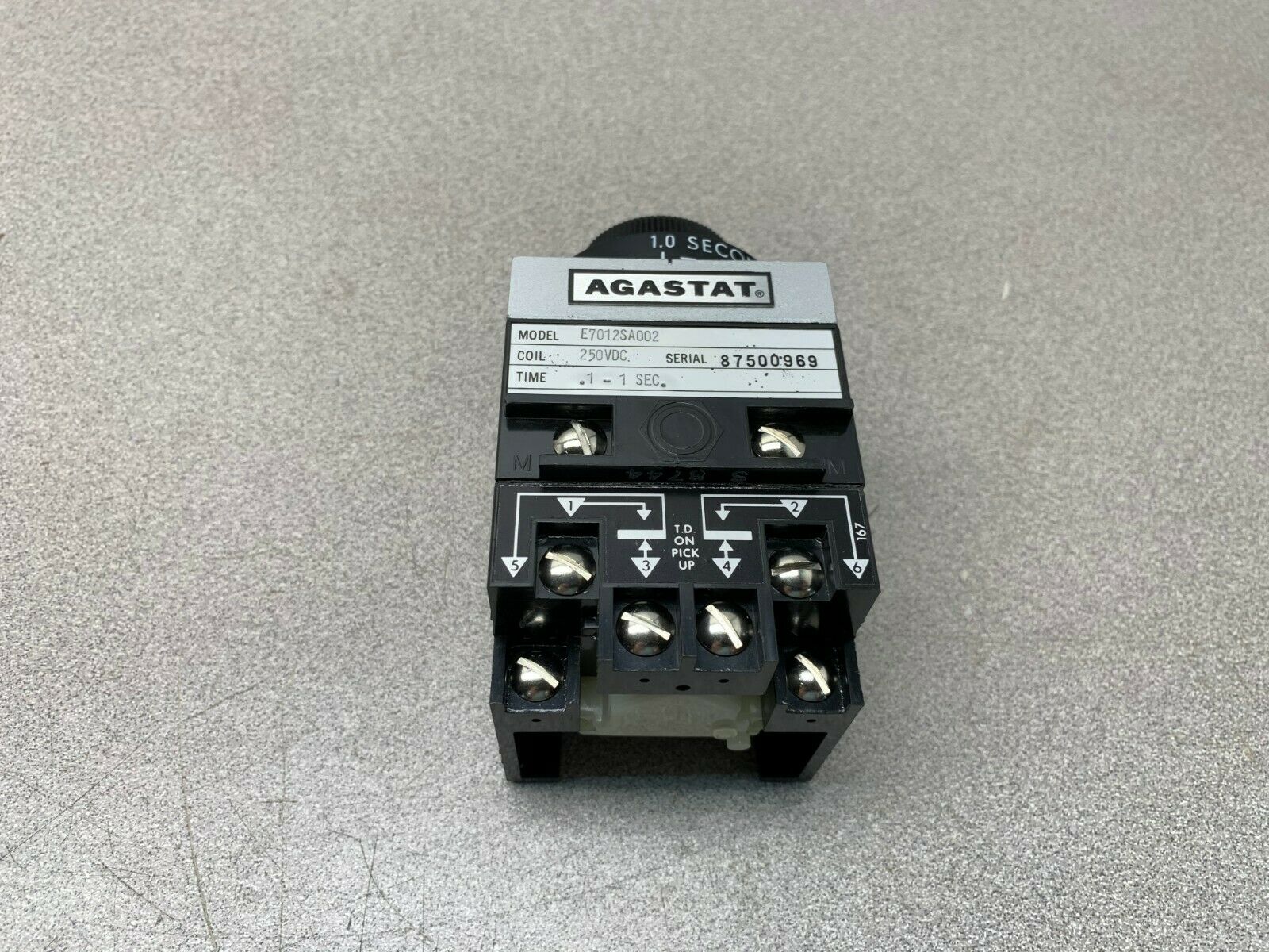 NEW NO BOX AGASTAT 250VDC. TIMER .1-1 SEC. TIMING RELAY E7012SA002