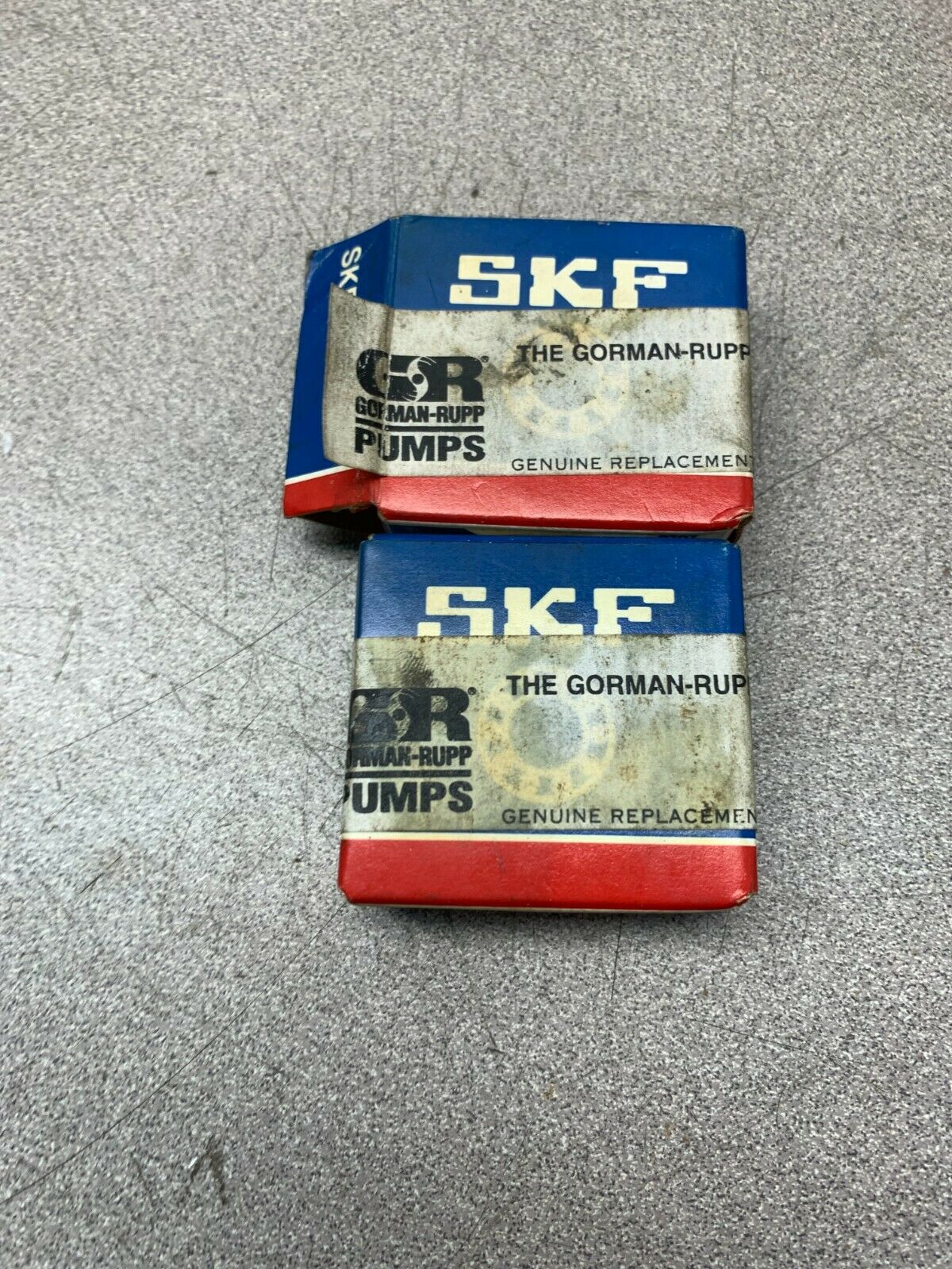 LOT OF 2 NEW IN BOX SKF ROLLER BEARING 6204/C3