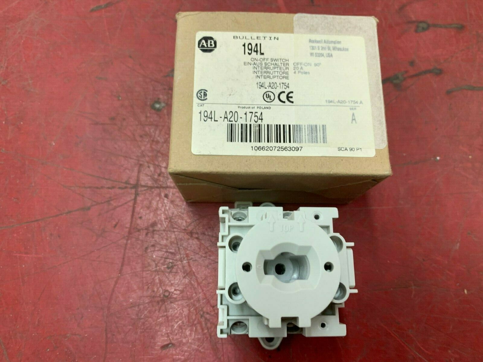 NEW IN BOX ALLEN BRADLEY ON-OFF SWITCH 194L-A20-1754 SERIES A