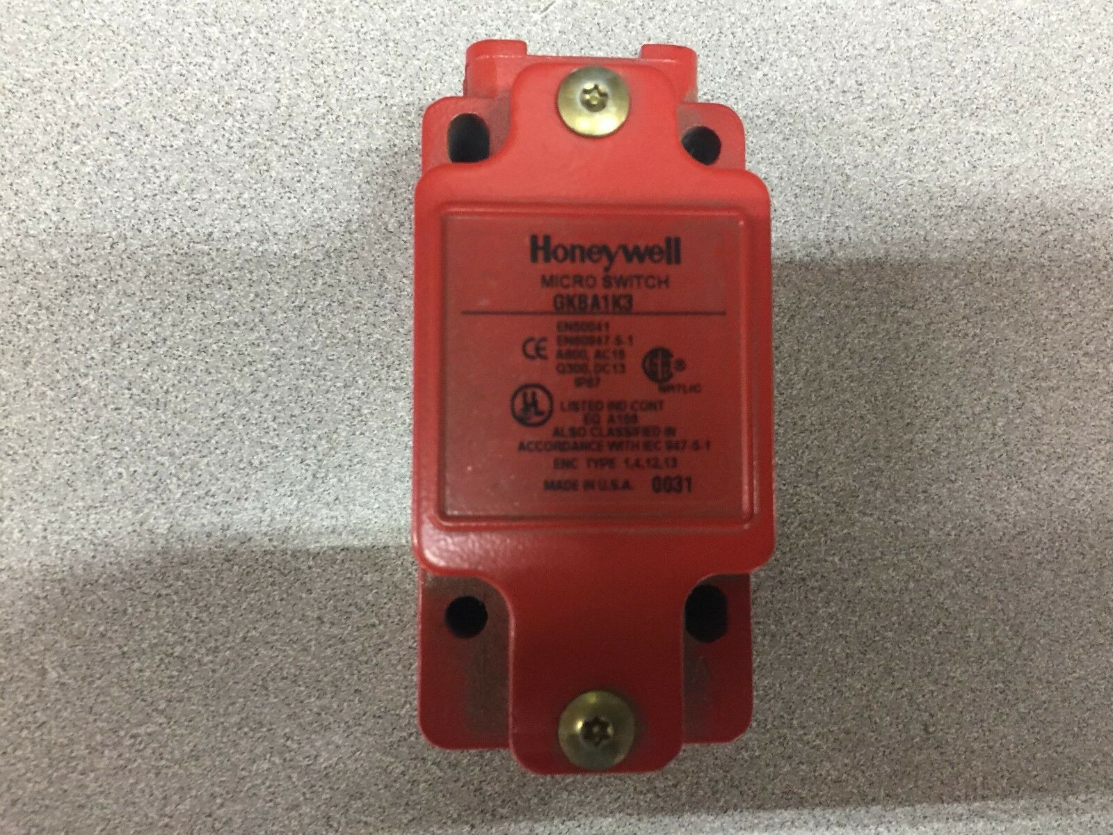 NEW NO BOX HONEYWELL MICRO SWITCH GKBA1K3