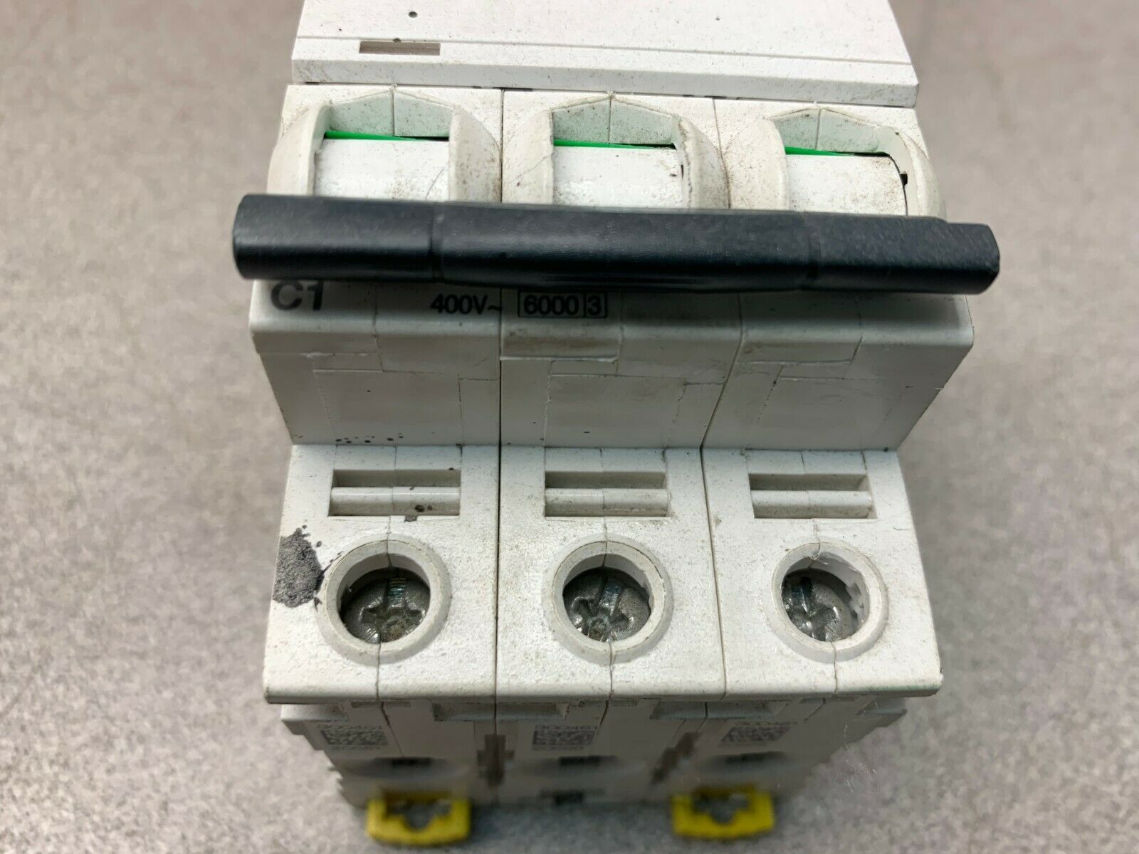 USED SCHNEIDER ELECTRIC IC60N C1A BREAKER IEC/EN 60898-1