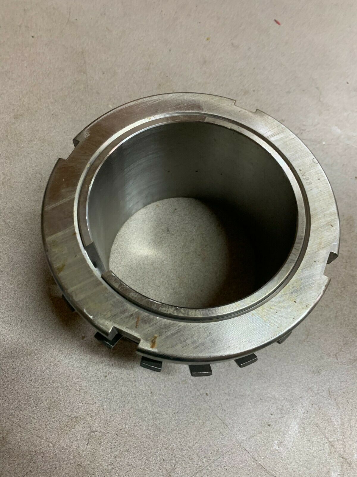 NEW NO BOX BEARING ADAPTER S-28-4-15/16