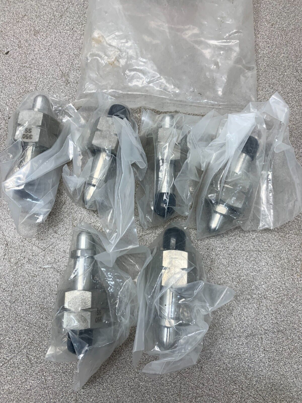 LOT OF 6 NEW SCOTT SPECIALTY GASES 56350SS54 PART 350 SS