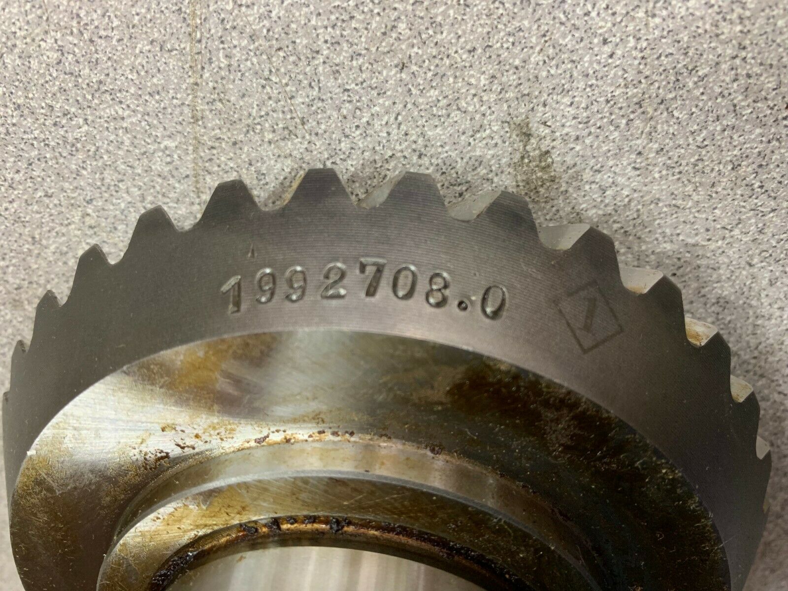 NEW NO BOX 86 56.75 SP0.10 GEAR 1992708.0