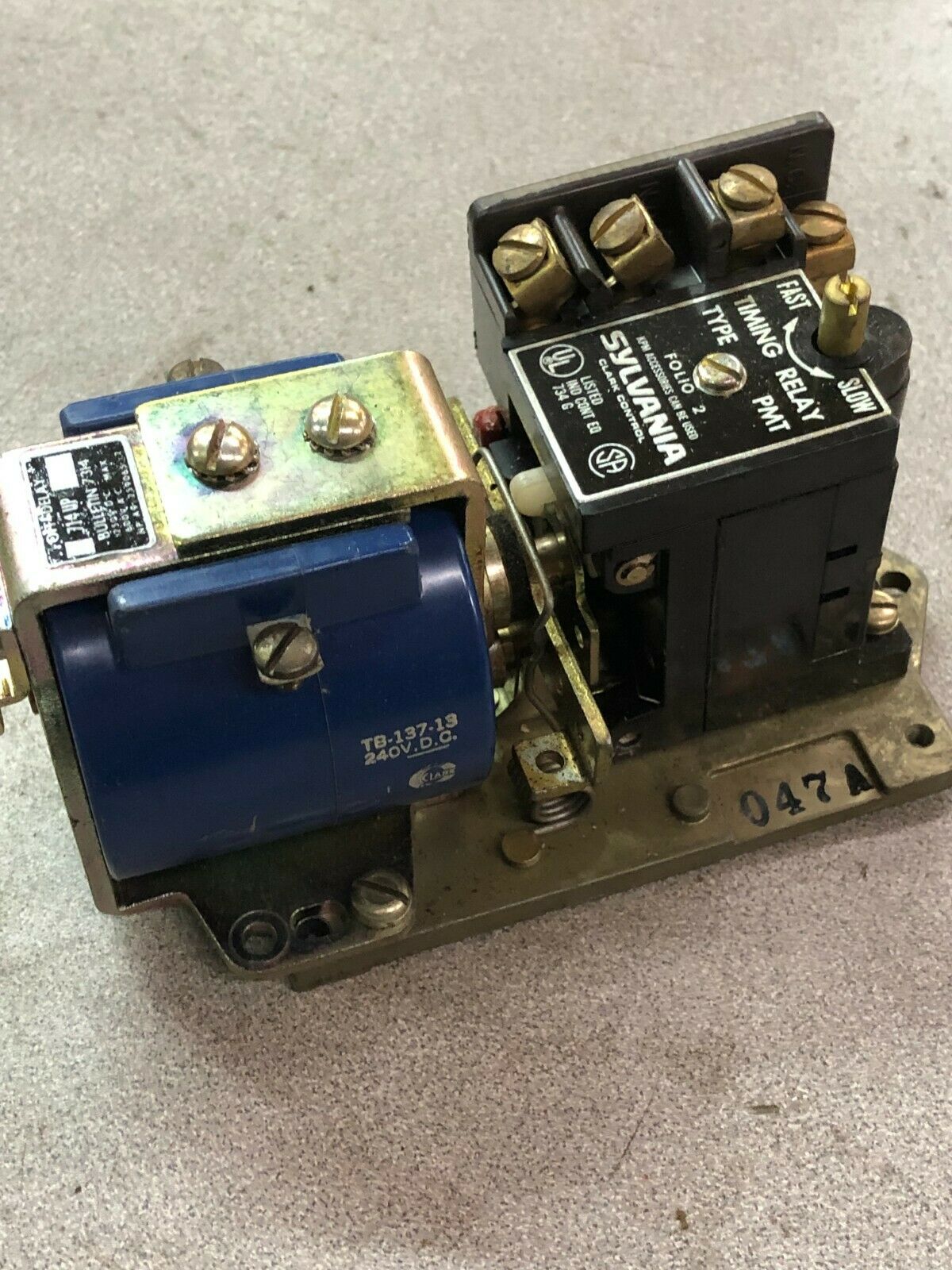 NEW NO BOX SYLVANIA DANAHER CLARK TYPE PMT PNEUMATIC TIMING RELAY 714 UP