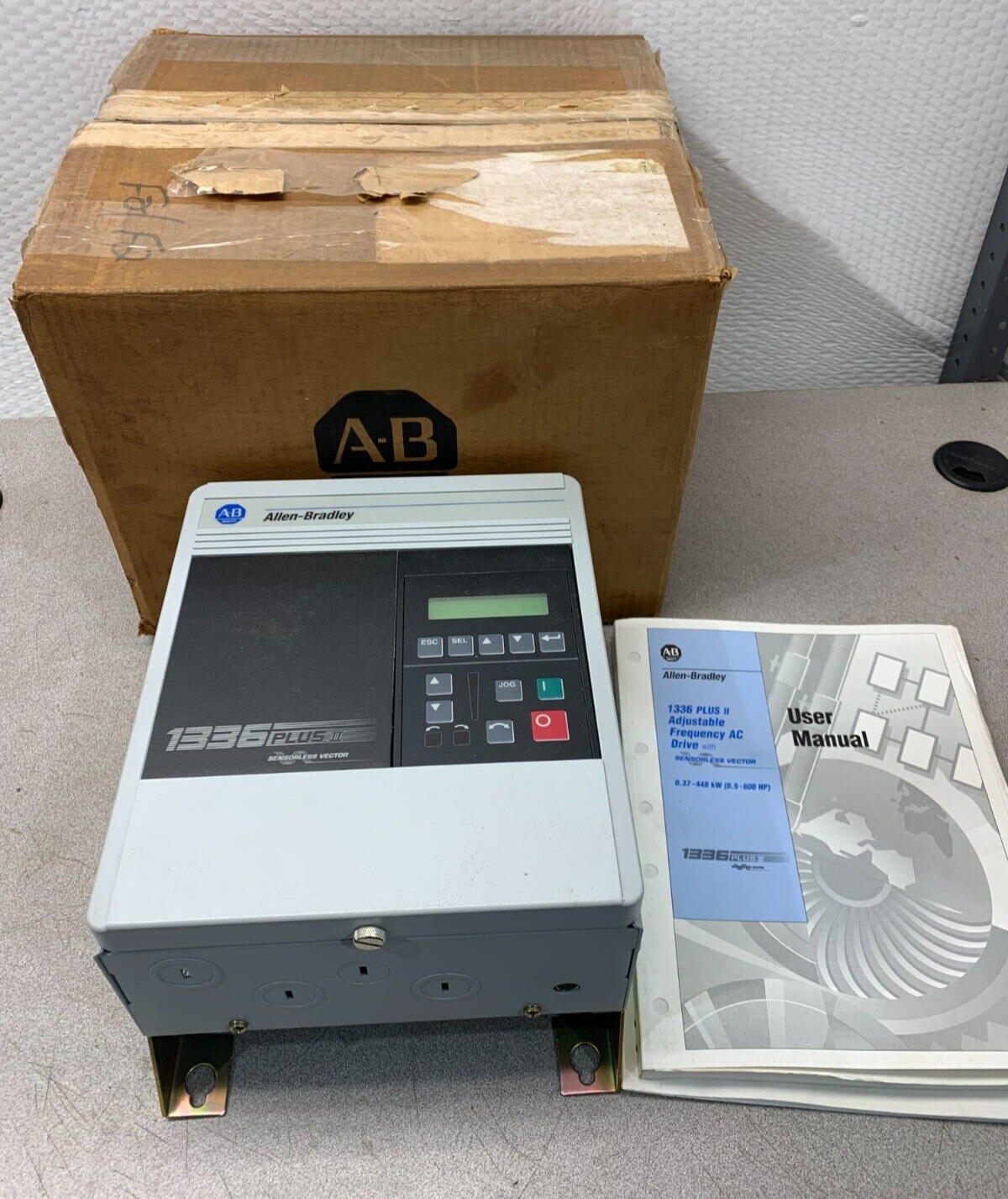 NEW IN BOX ALLEN-BRADLEY 1HP PLUS II DRIVE 1336F-BRF10-AA-EN-HAS2-L6 SERIES B