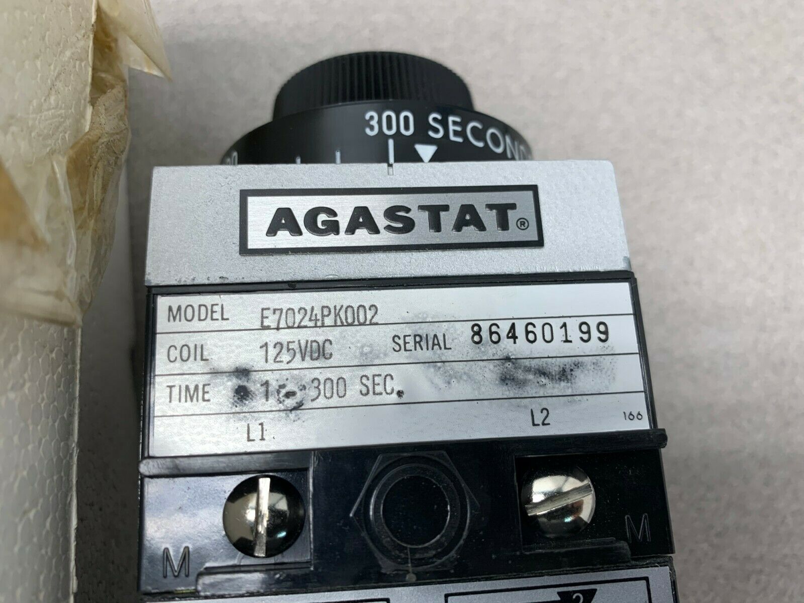 NEW AGASTAT 125VDC. TIMER 1-300 SEC. TIMING RELAY E7024PK002