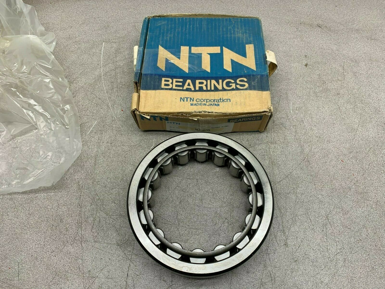 NEW IN BOX NTN SPHERICAL BEARING NJ2220 *WITHOUT INNER RING*